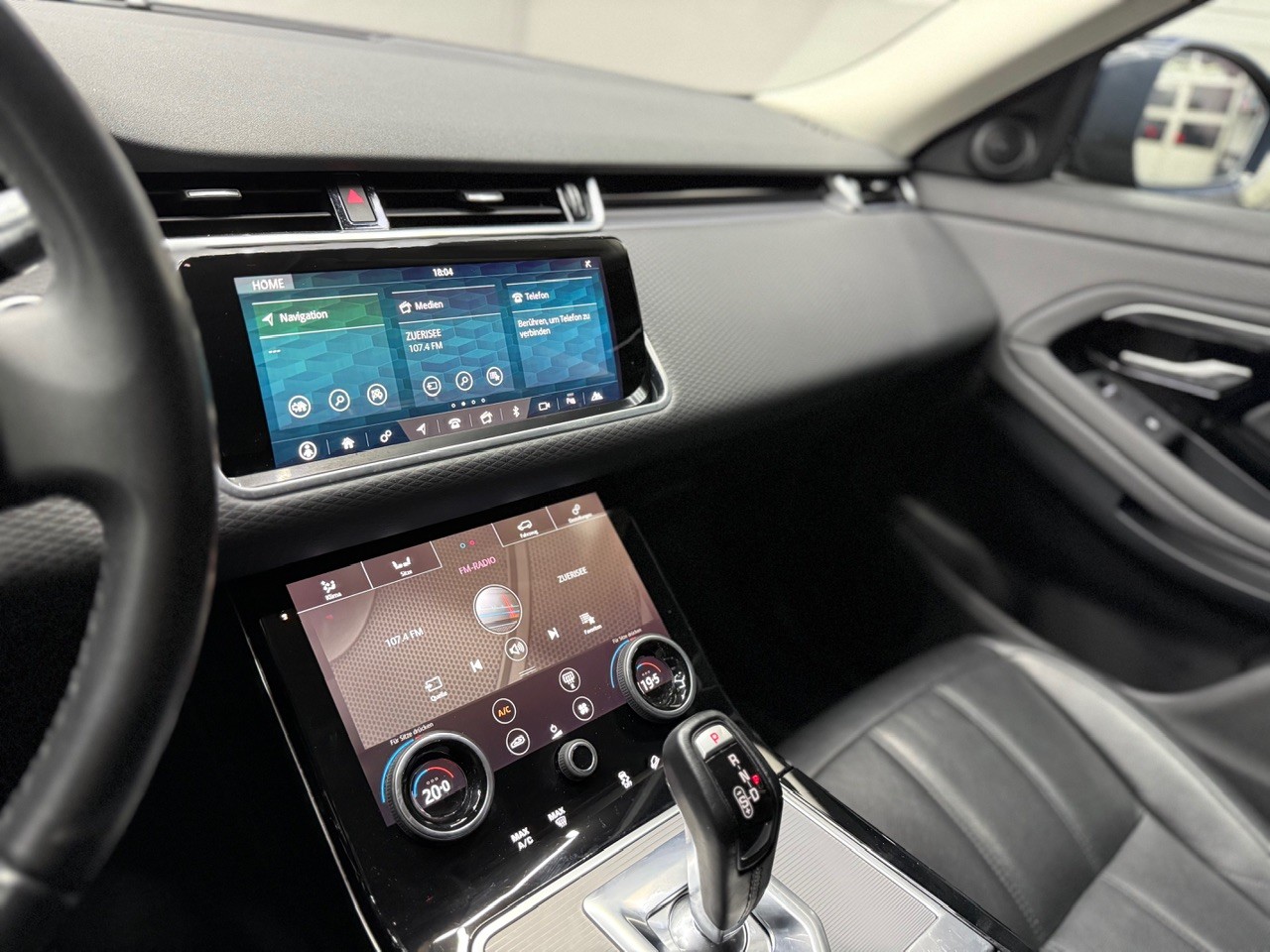 LAND ROVER Range Rover Evoque R-Dynamic D 180 S AT9-image-23