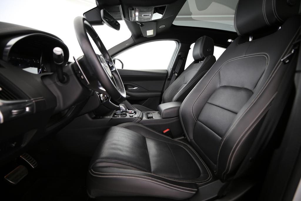 JAGUAR E-Pace 1.5 T 300e R-Dynamic S AWD-image-3