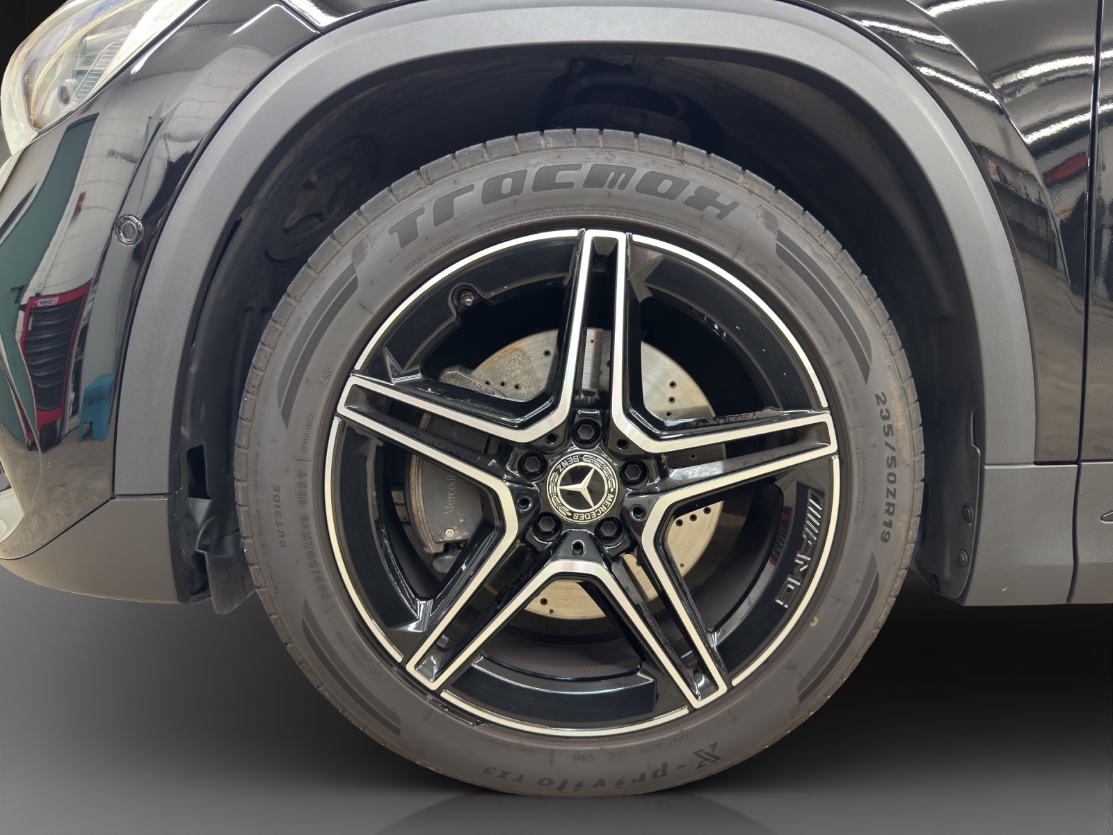 MERCEDES-BENZ GLA 220d AMG Line 4Matic-image-7