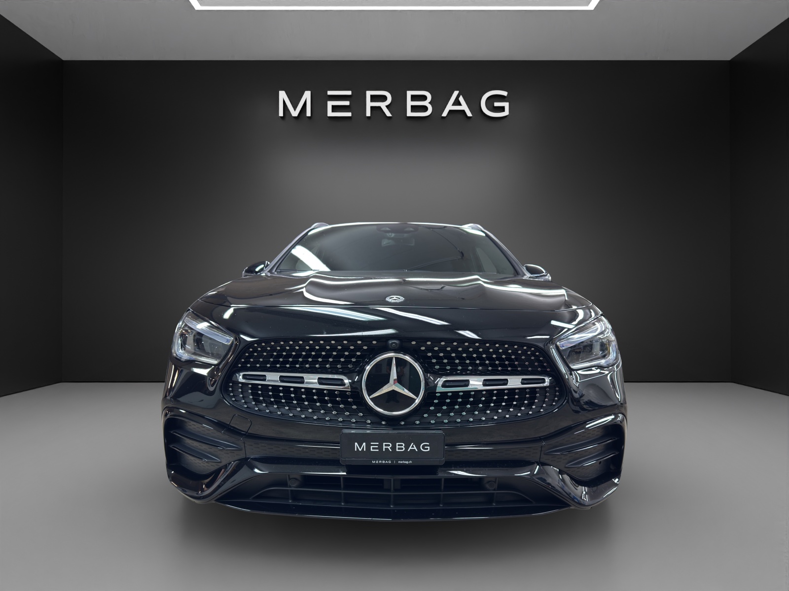 MERCEDES-BENZ GLA 220d AMG Line 4Matic-image-6