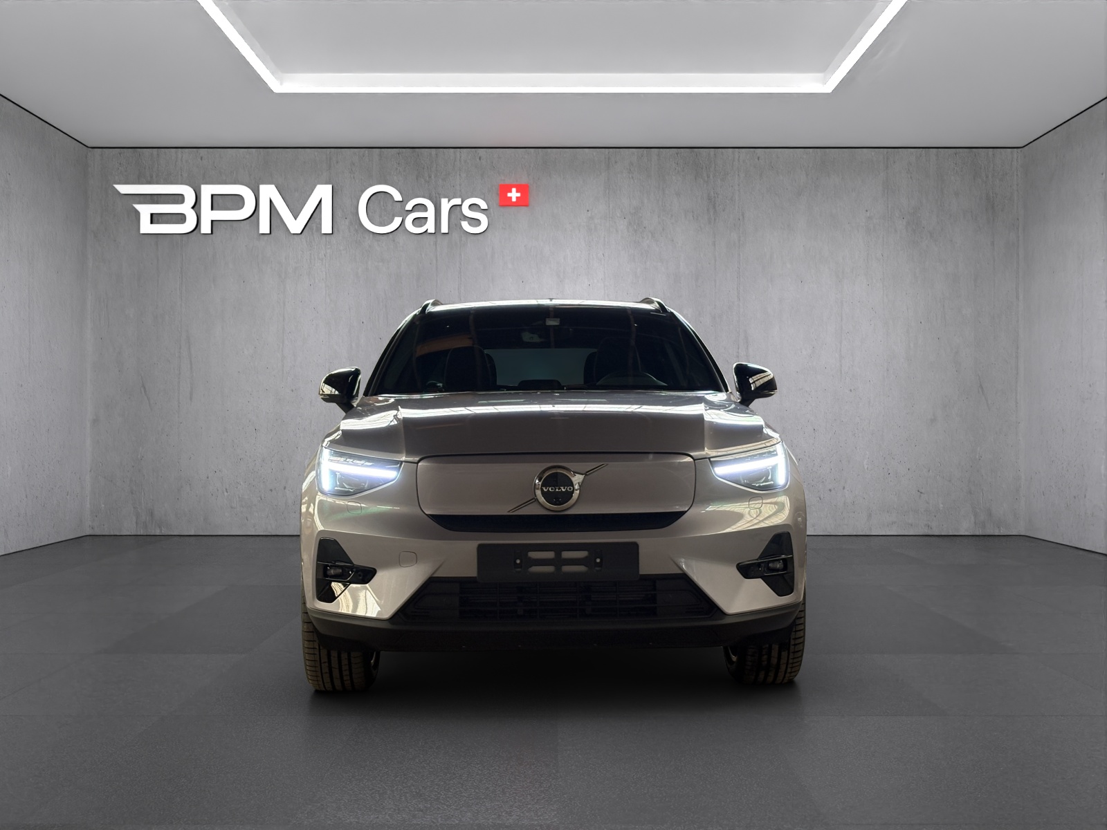 VOLVO EX40 82kWh Twin Motor Performance AWD Ultra-image-1