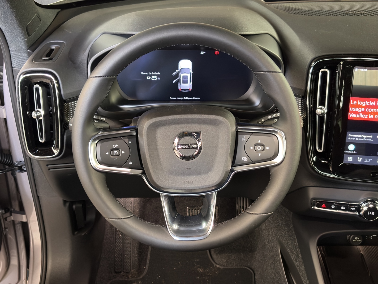VOLVO EX40 82kWh Twin Motor Performance AWD Ultra-image-9