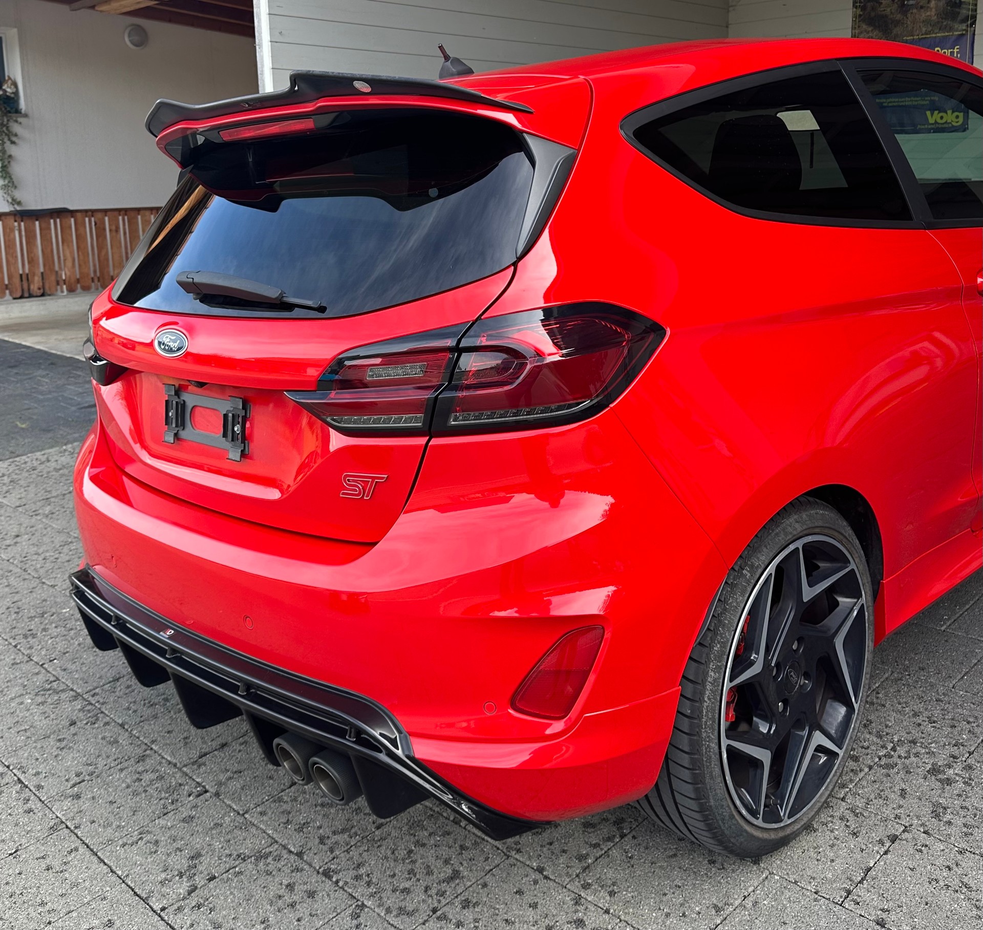FORD 1.5 EcoB ST-image-2