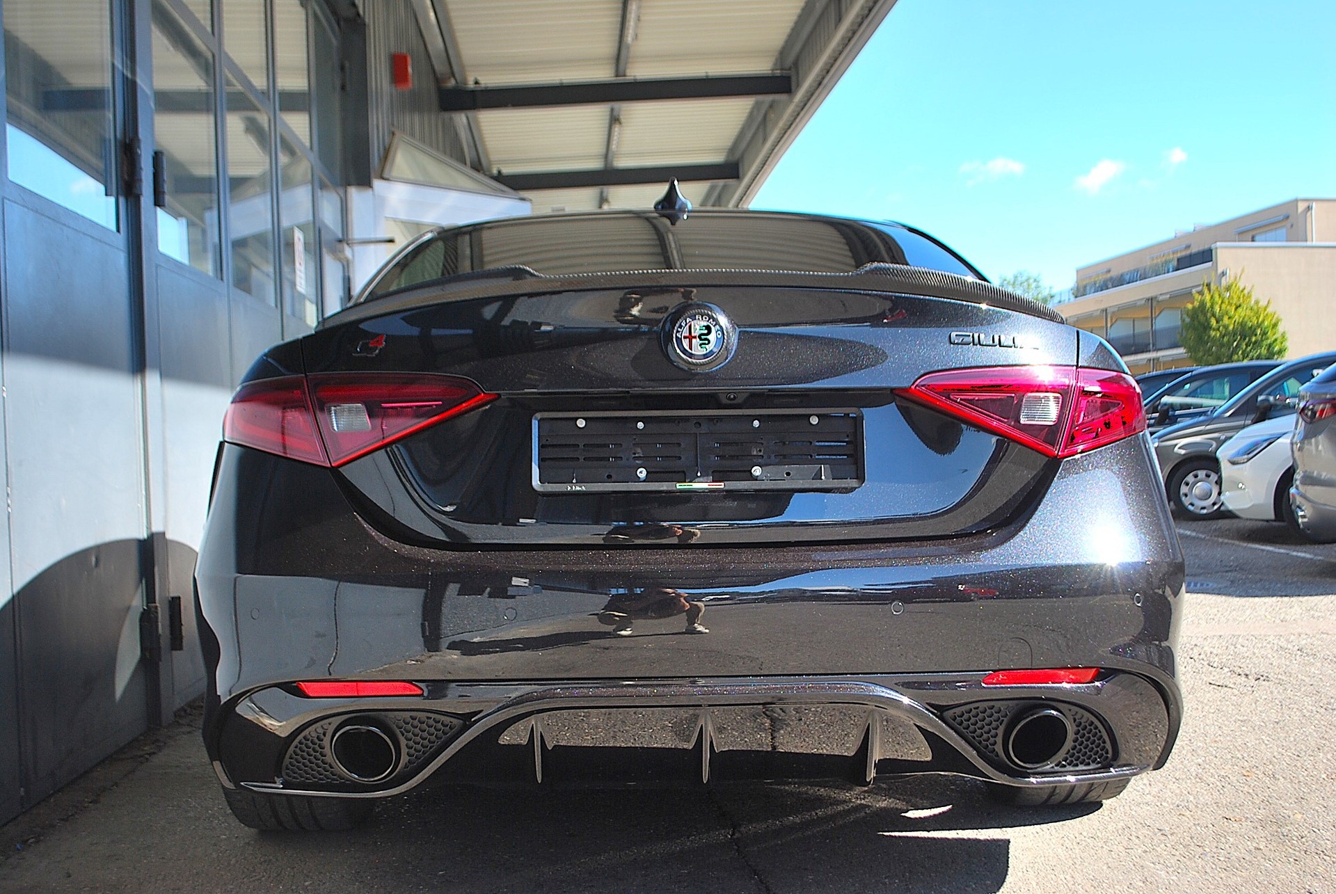 ALFA ROMEO Giulia 2.0 Veloce Q4 Automatic-image-4