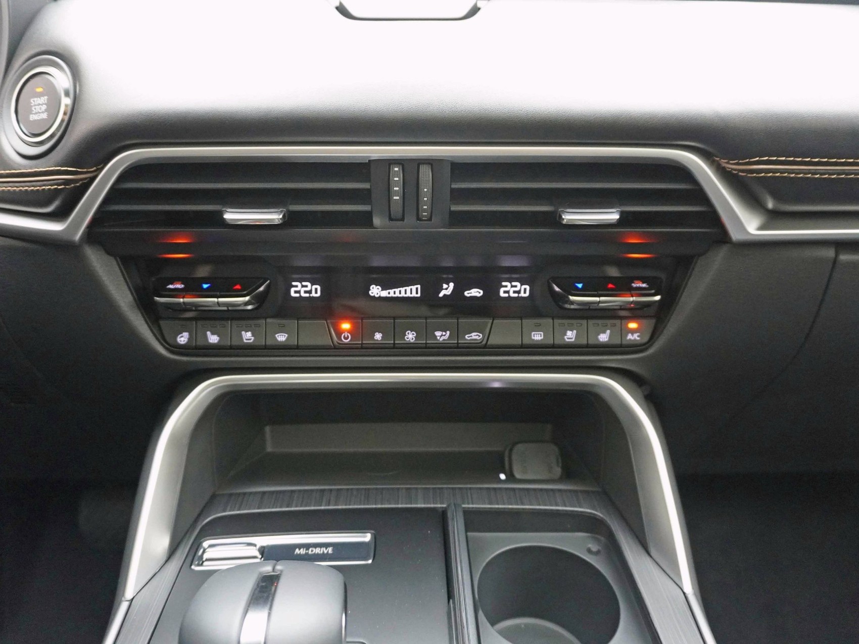 MAZDA CX-60 2.5 PHEV Homura Plus-image-14
