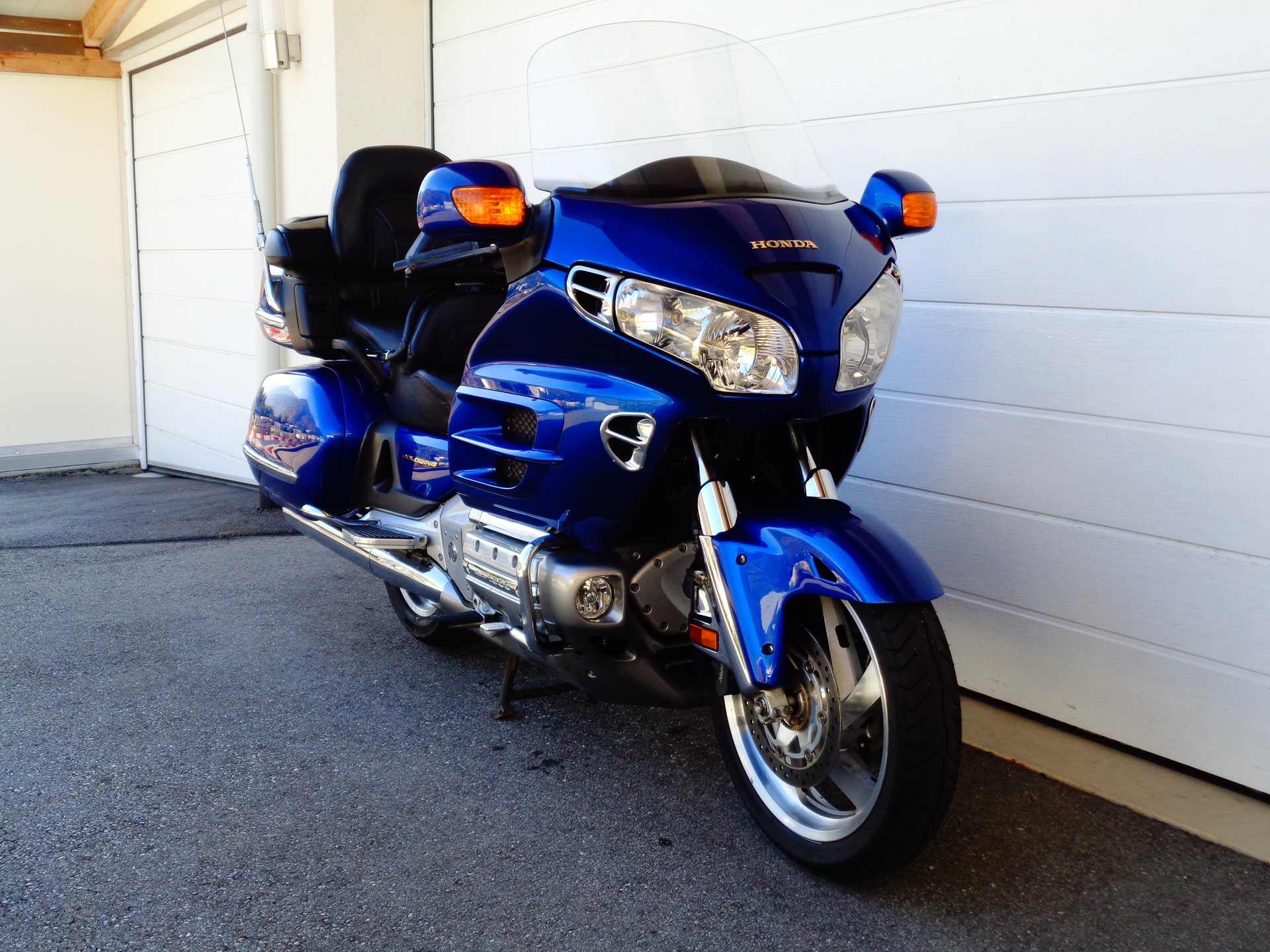 HONDA GL 1800 A Goldwing-showroom-element-2
