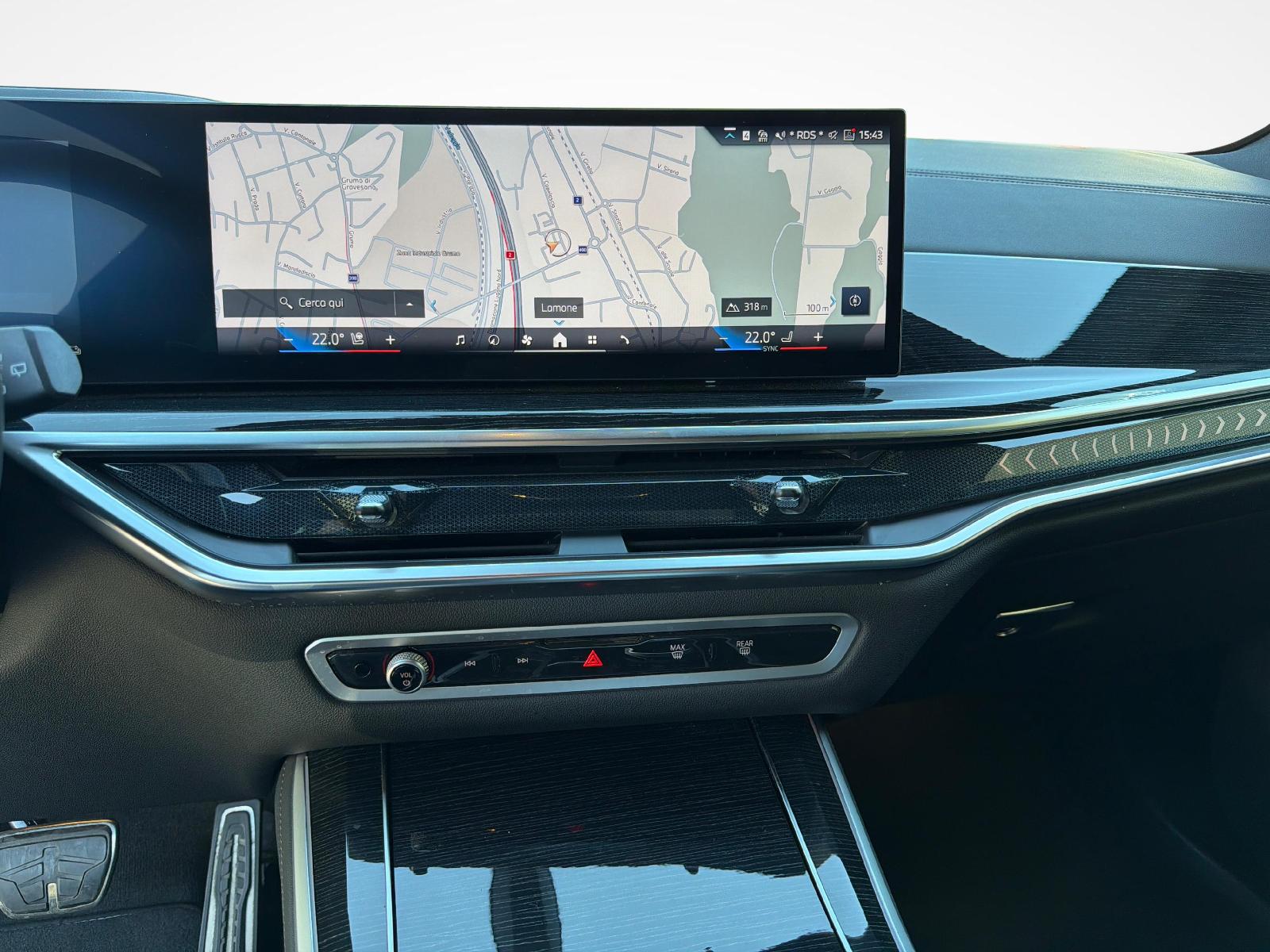 BMW X5 50e xDrive SAG-image-13
