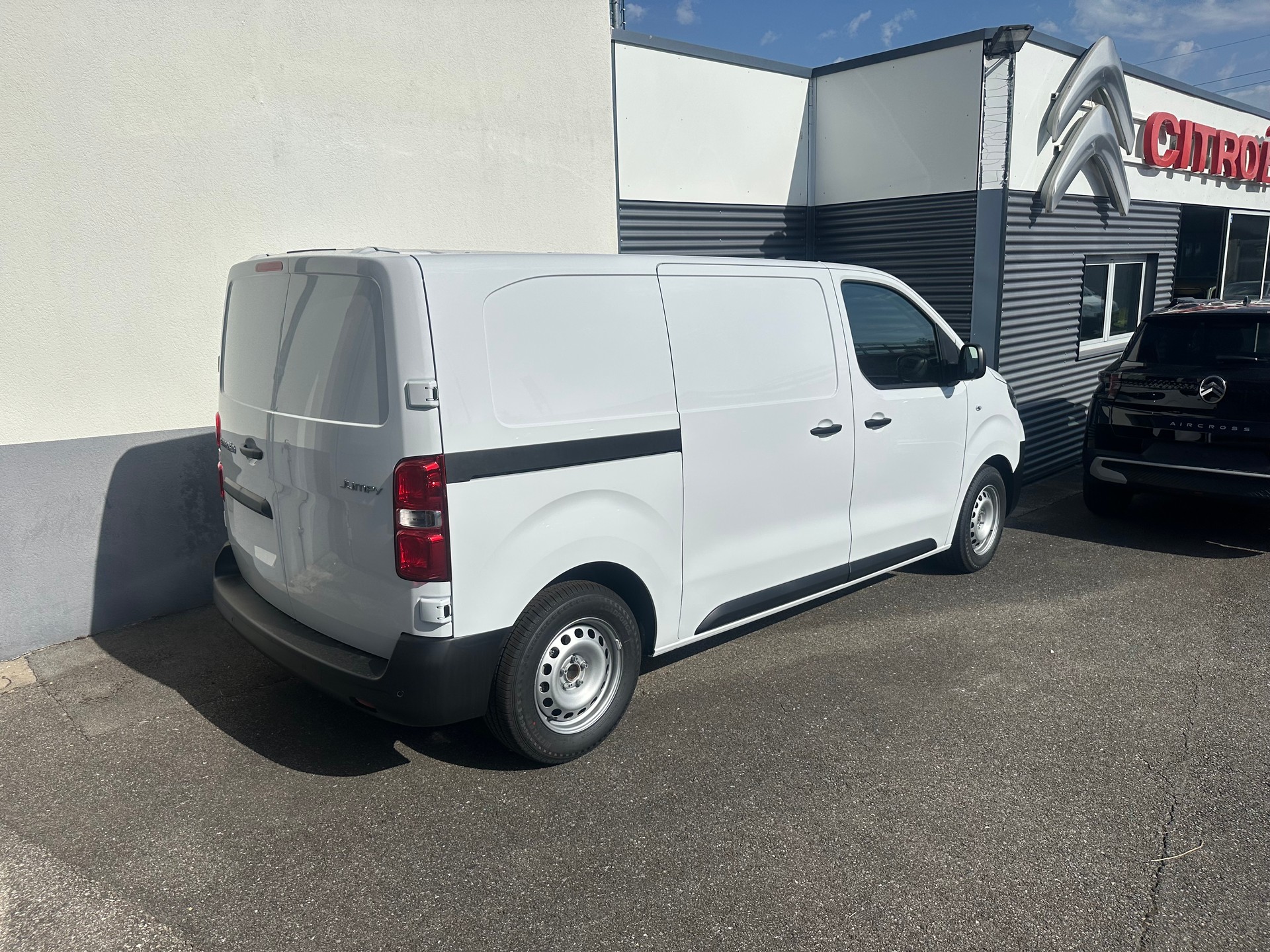 CITROEN Jumpy 1.5 BlueHDi 120 First M-image-3