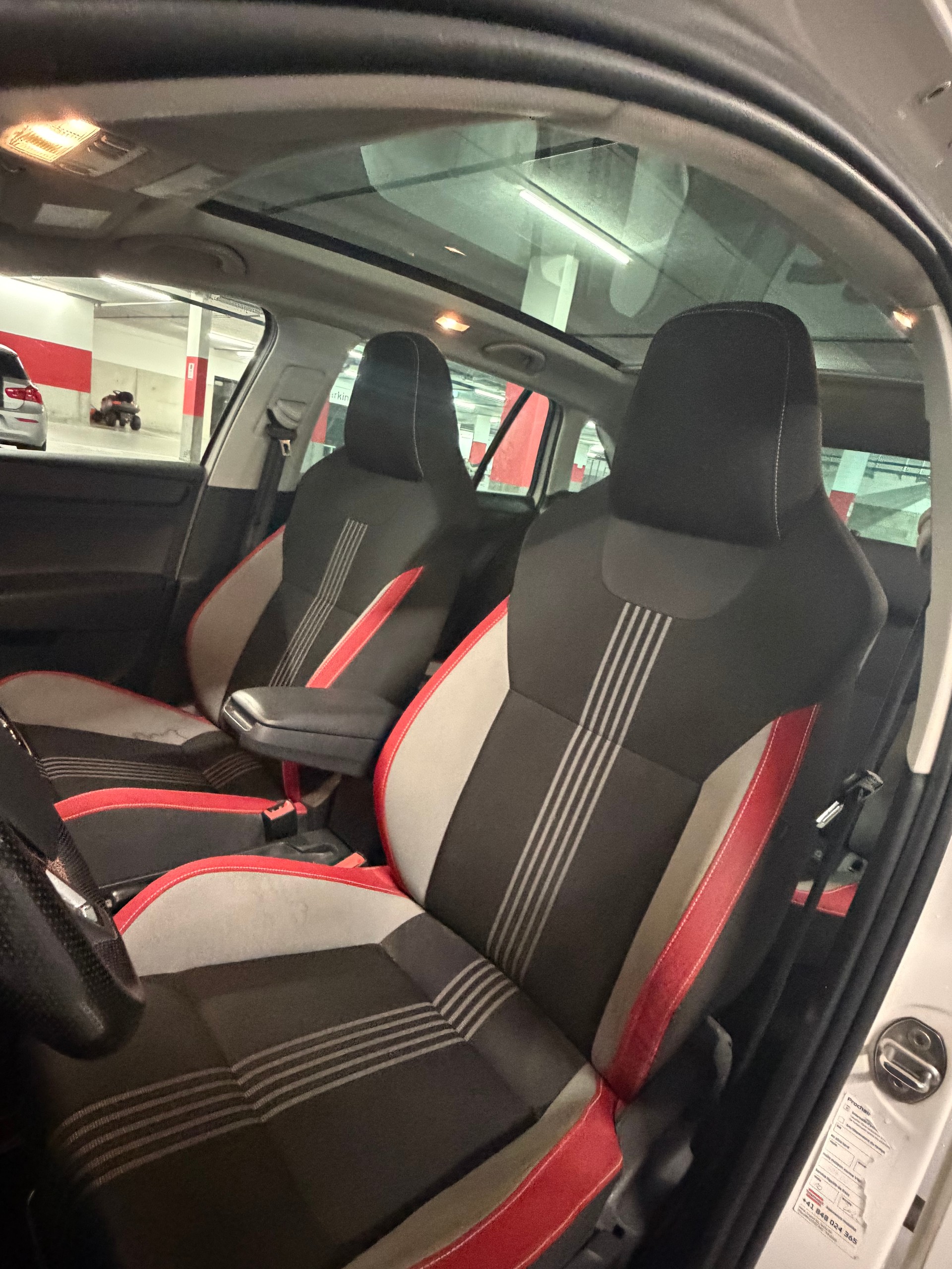 SKODA Rapid Spaceback 1.4 TSI Monte Carlo DSG-image-9
