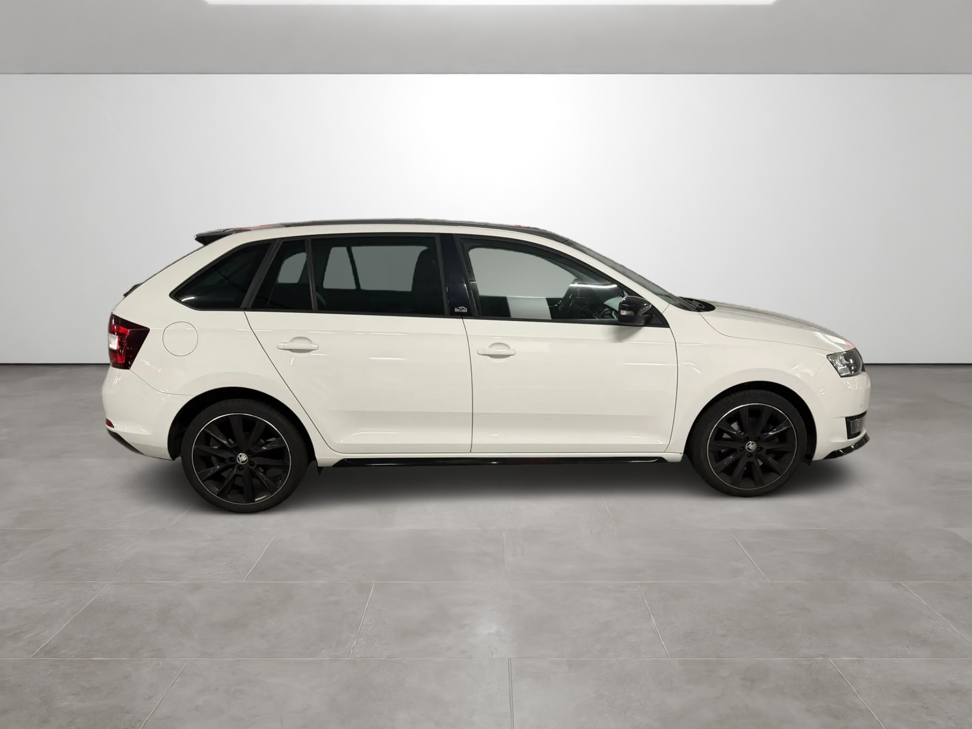 SKODA Rapid Spaceback 1.4 TSI Monte Carlo DSG-image-6