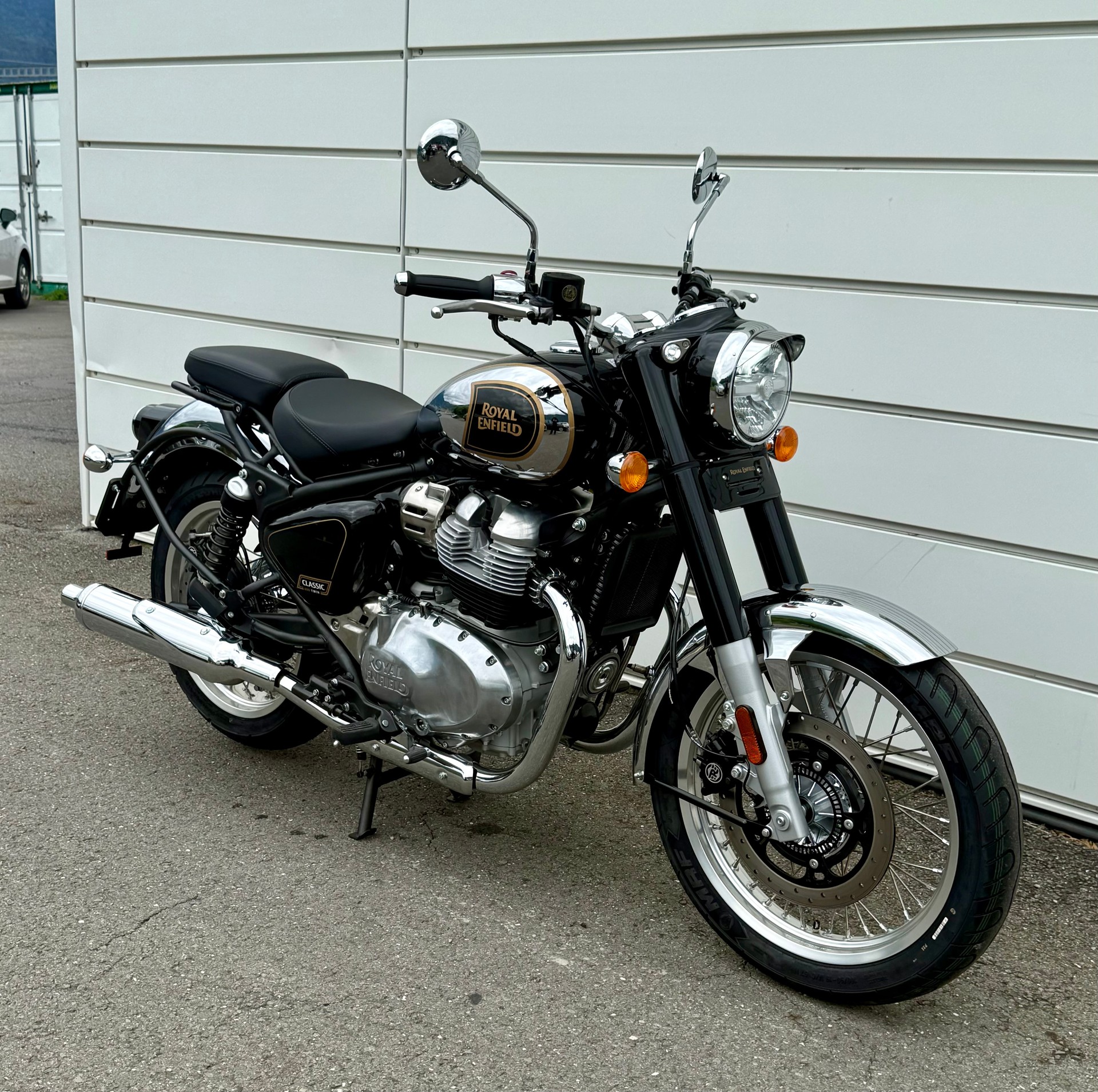 ROYAL ENFIELD Classic 650 Base