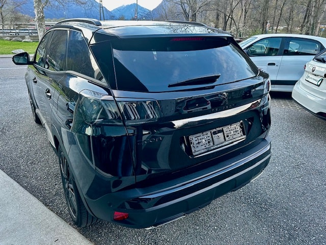 PEUGEOT 3008 300e Hybrid4 GT Pack EAT8-image-6