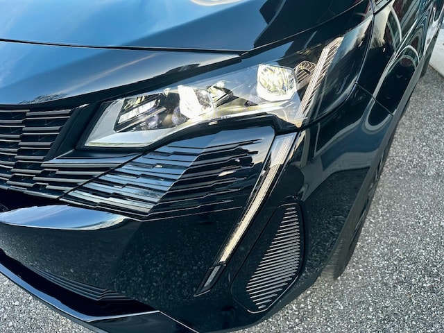 PEUGEOT 3008 300e Hybrid4 GT Pack EAT8-image-23