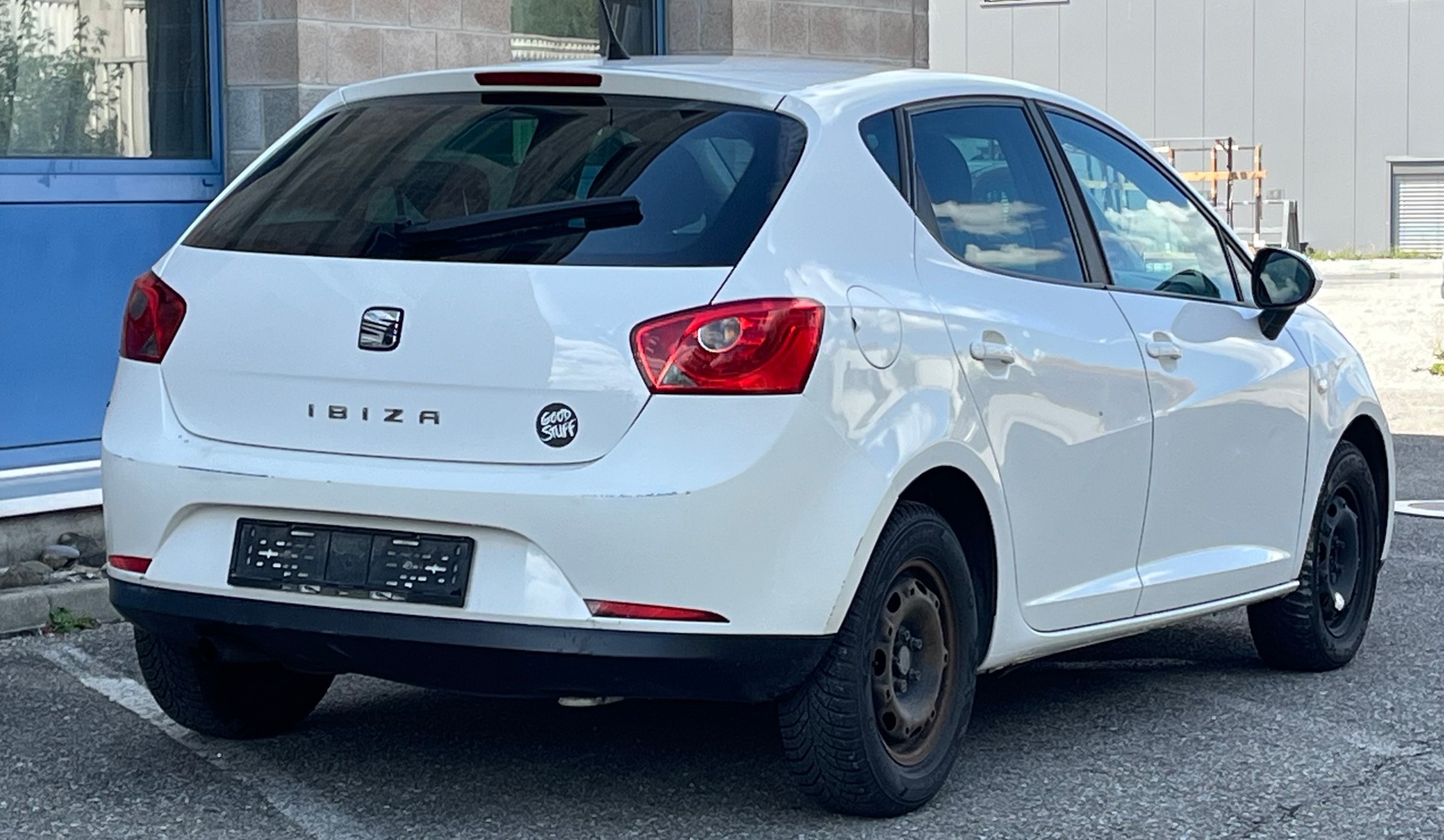 SEAT Ibiza 1.6 Good Stuff-image-3