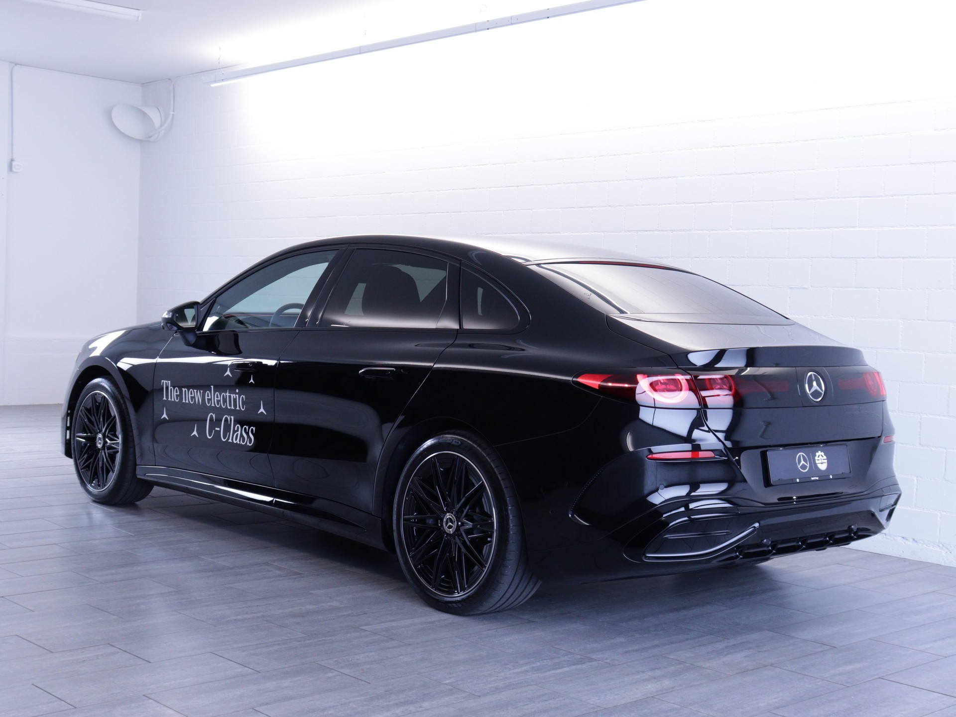 MERCEDES-BENZ C 400 4matic-image-3