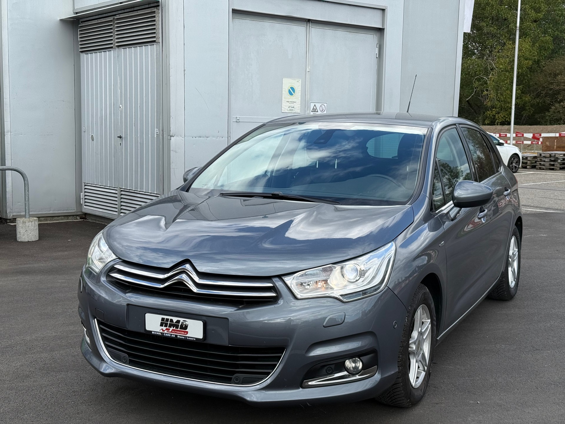 CITROEN C4 Berline 1.6 e-HDi Exclusive EGS6-image-0
