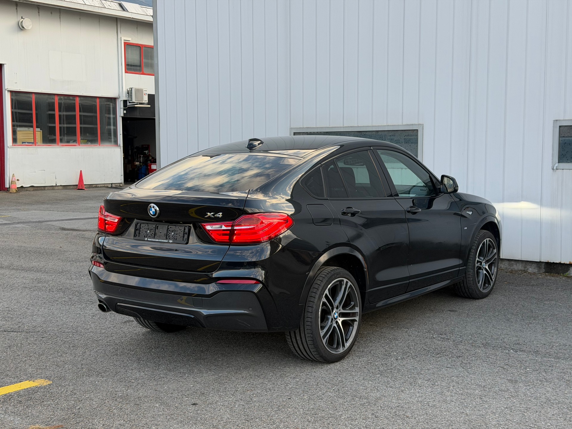 BMW X4 xDrive 20d M Sport Steptronic-image-4