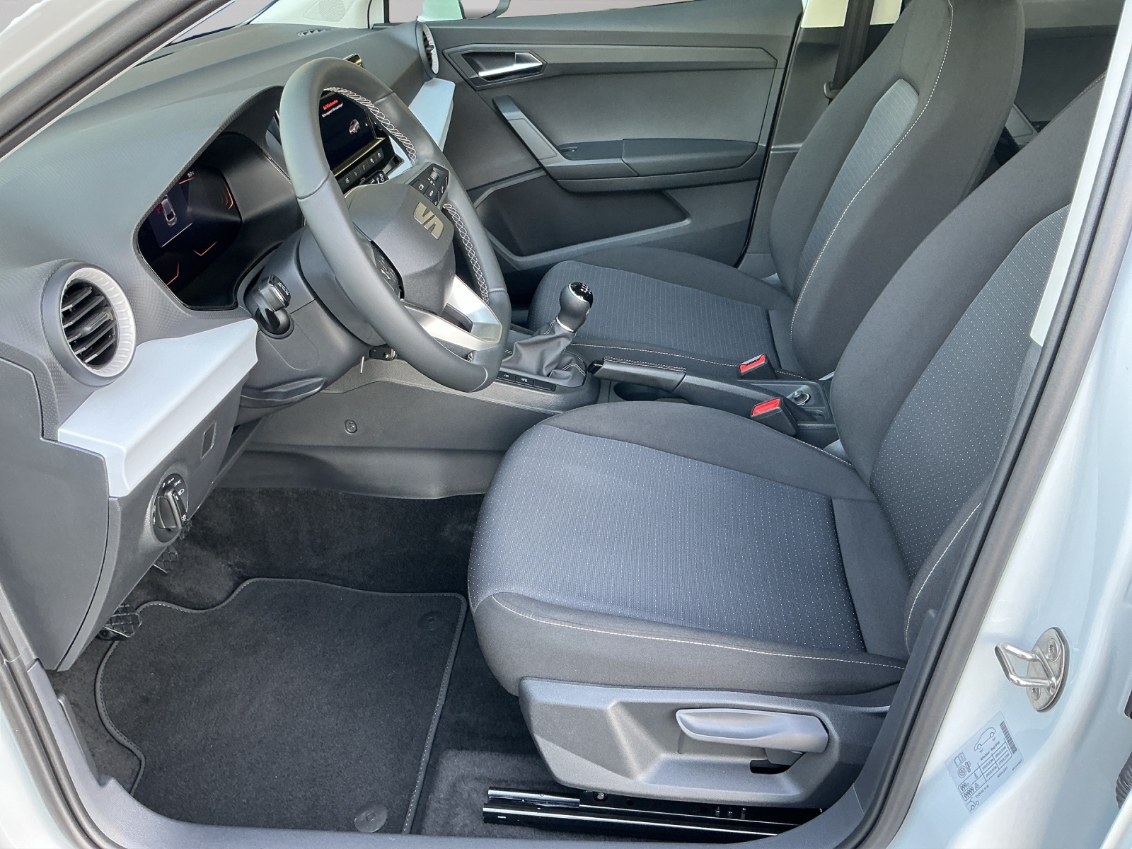 SEAT Ibiza 1.0 EcoTSI Sensacion-image-4