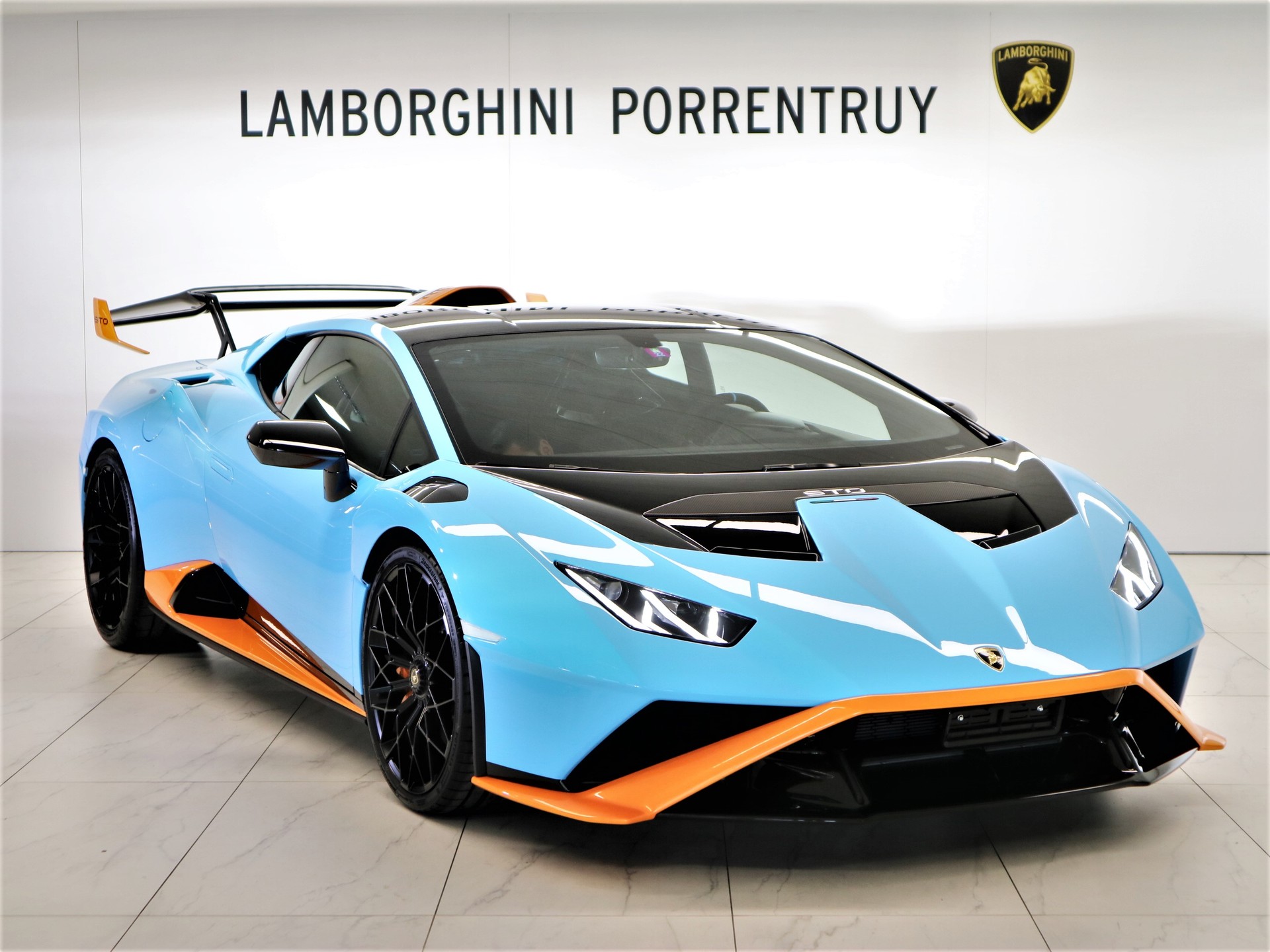 LAMBORGHINI Huracan STO Coupé DCT RWD-image-0