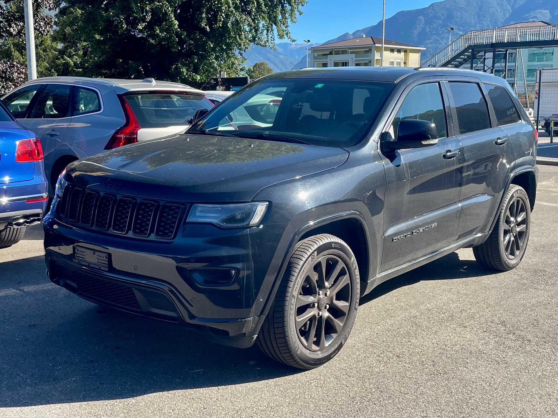 JEEP Grand Cherokee 3.0 CRD Night Eagle Automatic-image-1