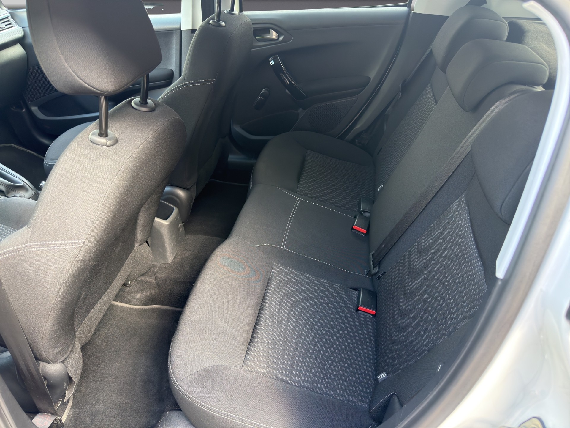 PEUGEOT 208 1.2 PureTech Active-image-12