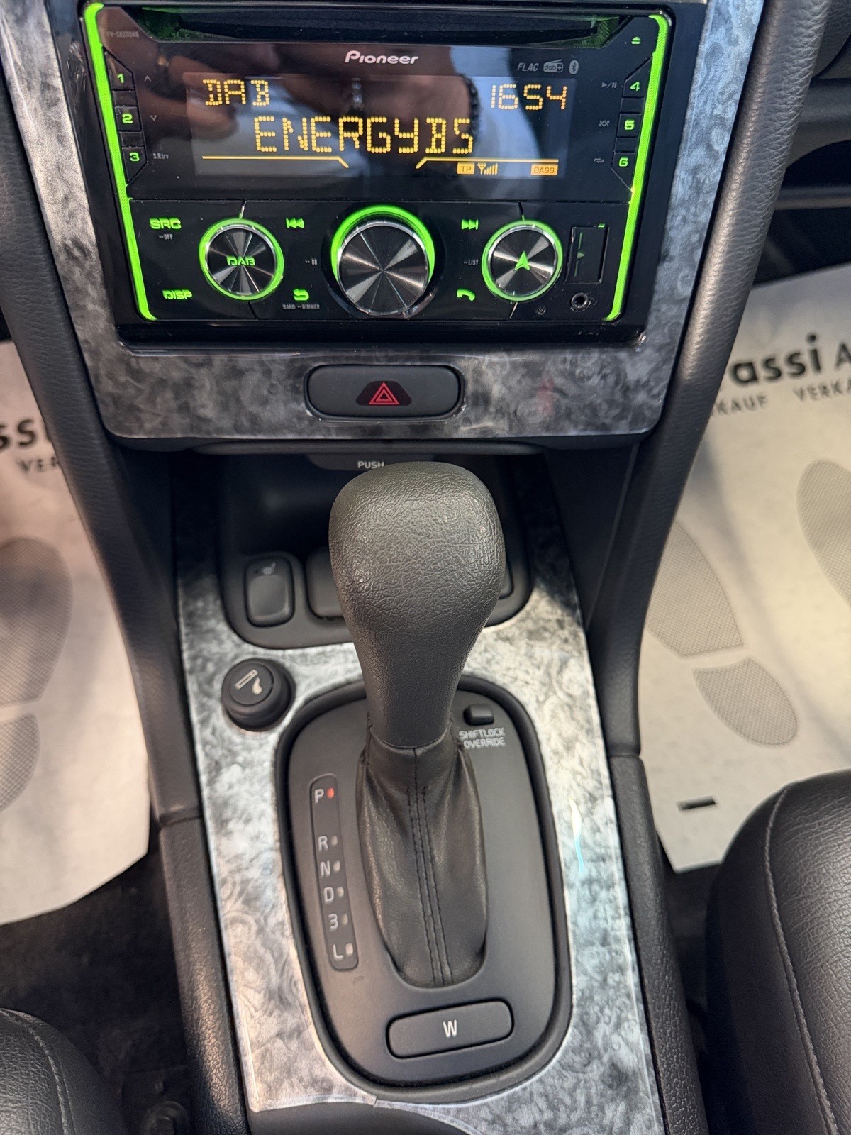 VOLVO V70 2.5 LPT-image-21