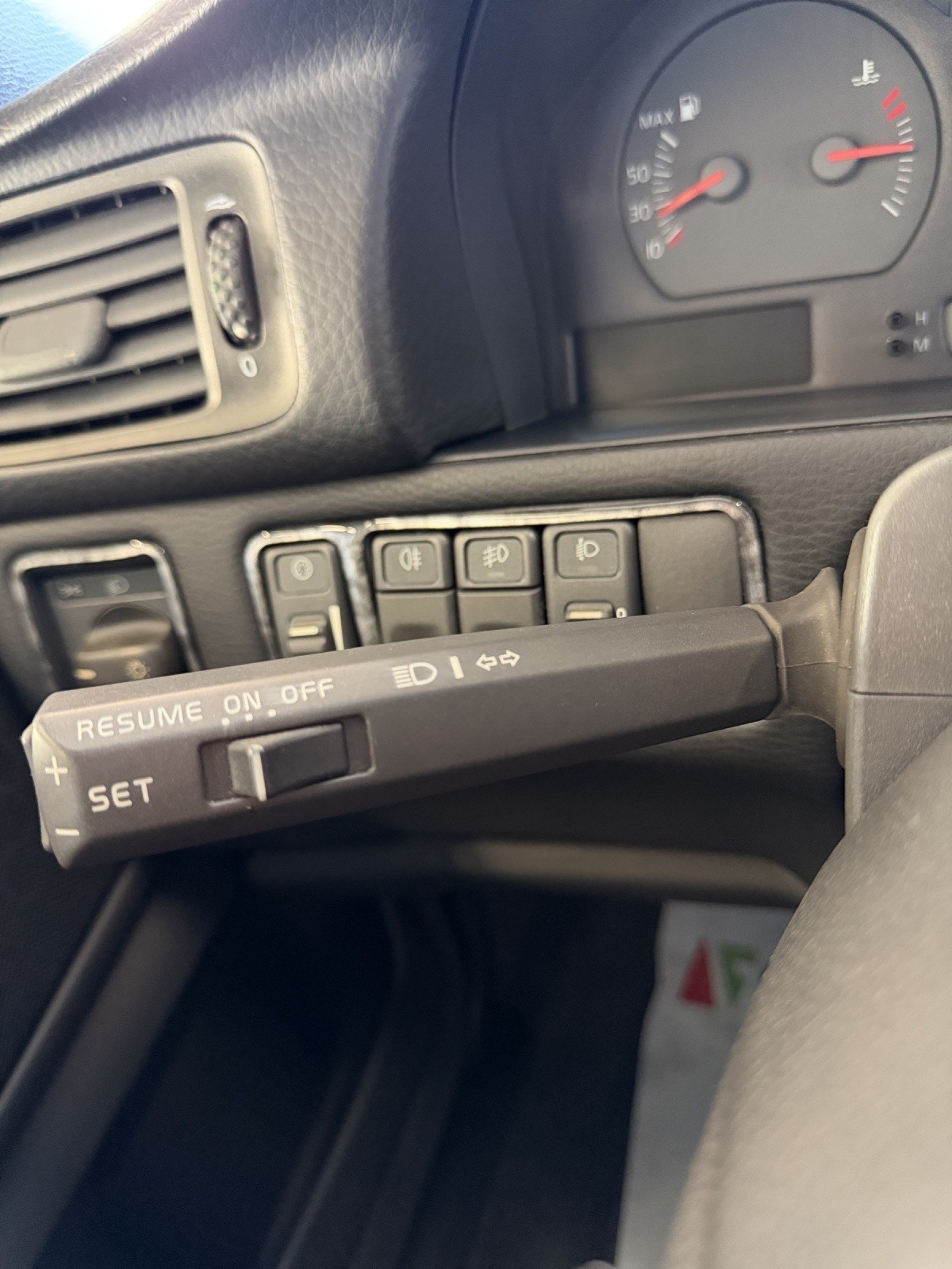 VOLVO V70 2.5 LPT-image-23
