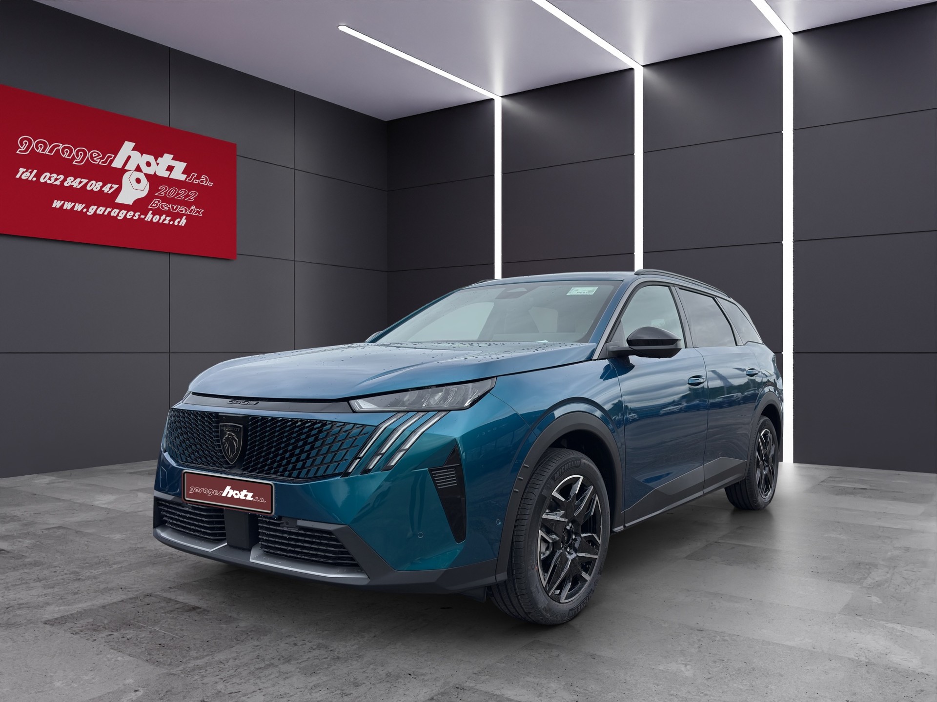 PEUGEOT 5008 MHEV Allure Premium e-DSC6-image-0