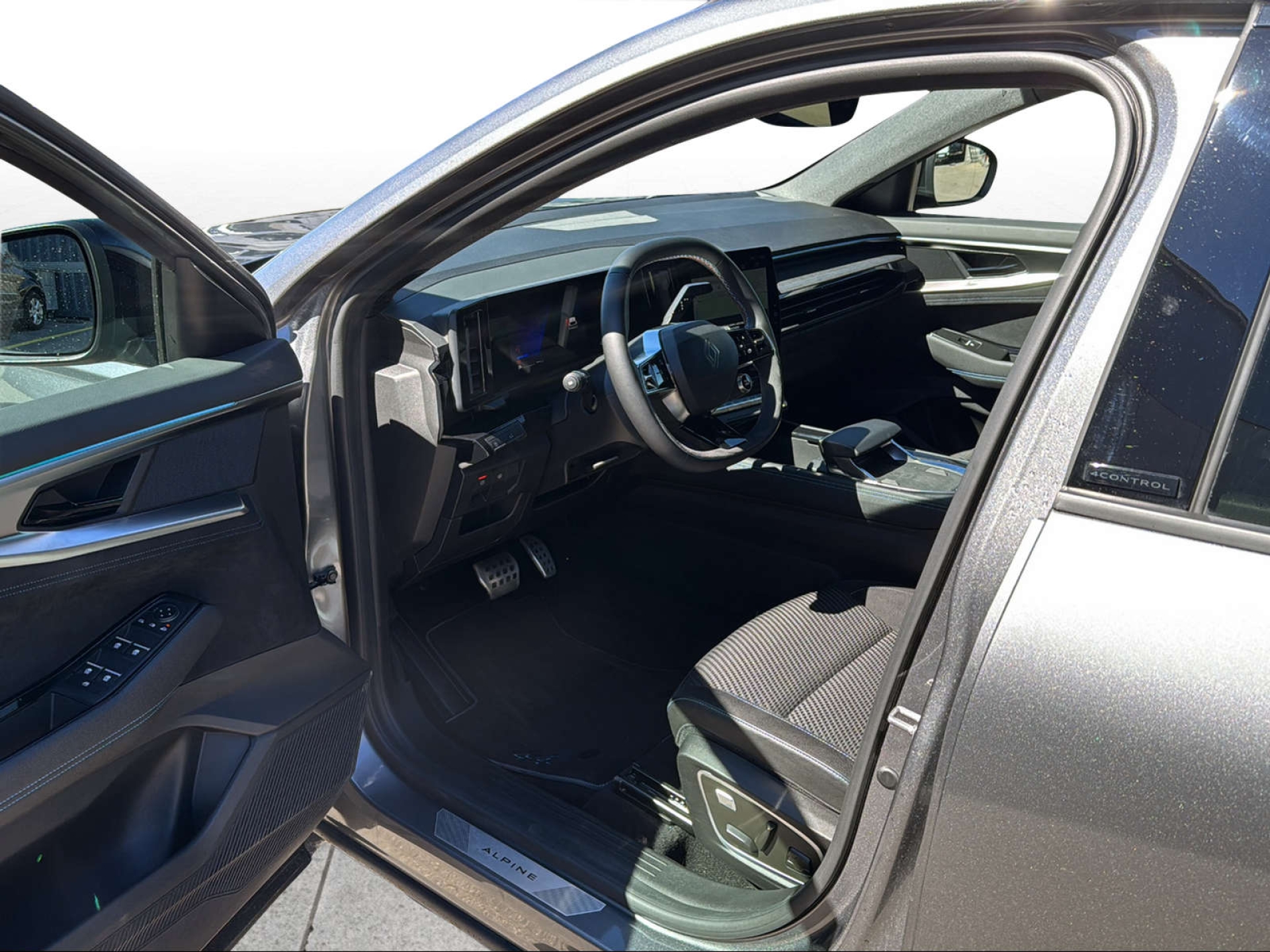 RENAULT Austral 1.2 E-Tech techno esprit Alpine-image-9