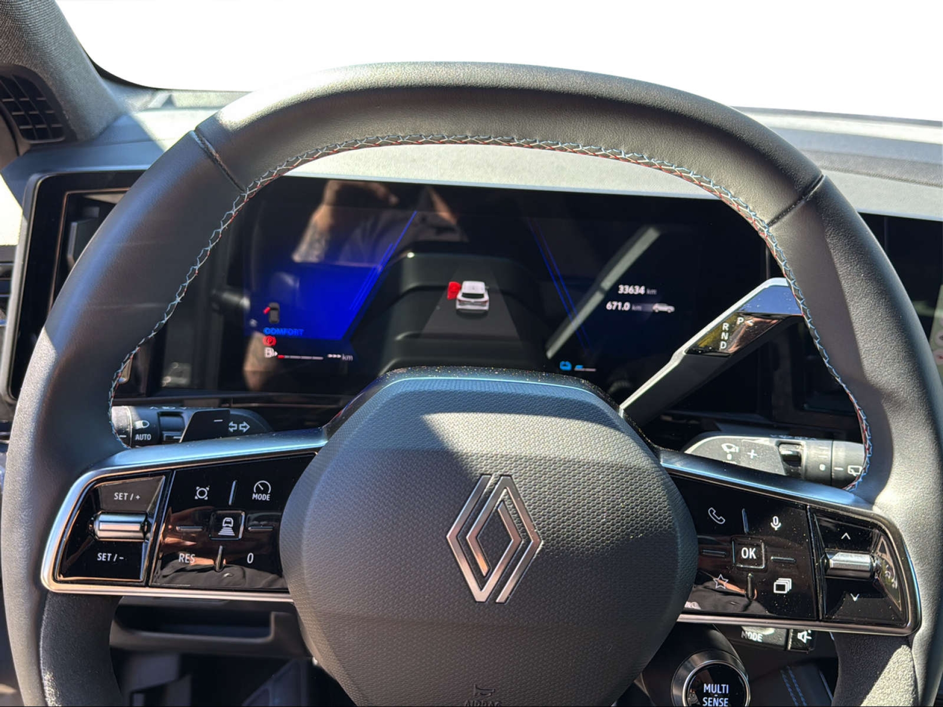 RENAULT Austral 1.2 E-Tech techno esprit Alpine-image-13
