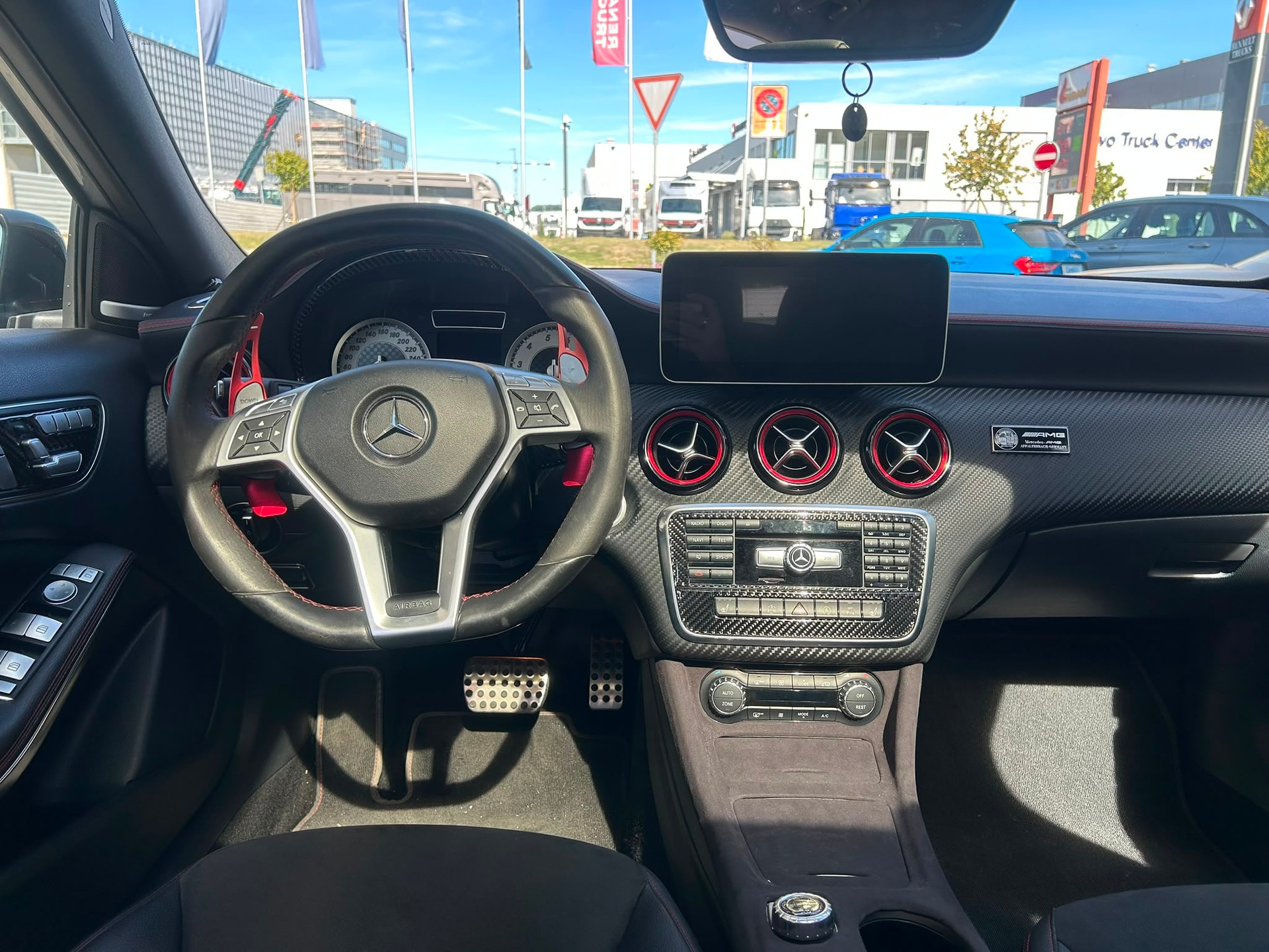 MERCEDES-BENZ A 250 Sport 4Matic 7G-DCT-image-6