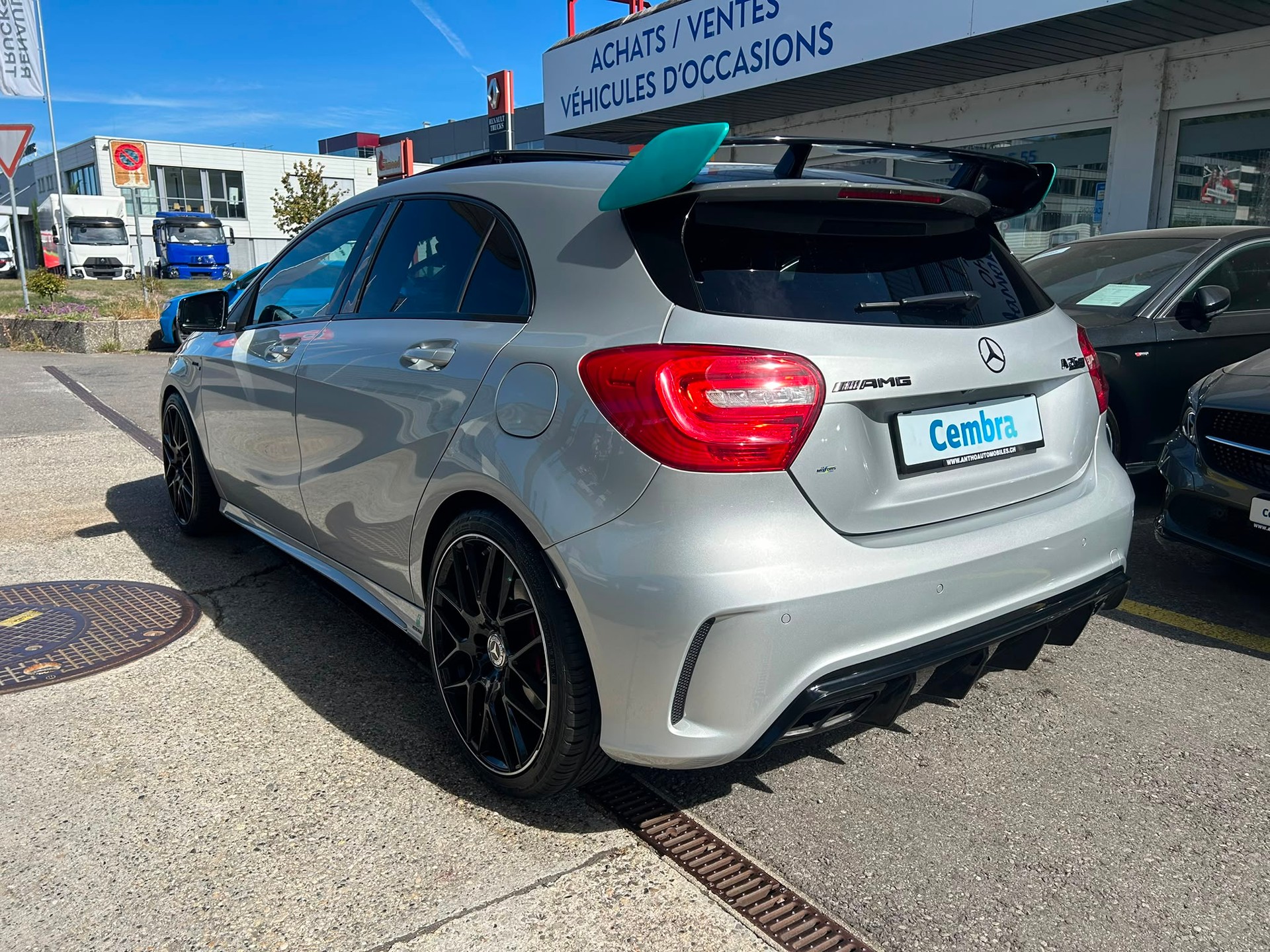MERCEDES-BENZ A 250 Sport 4Matic 7G-DCT-image-3
