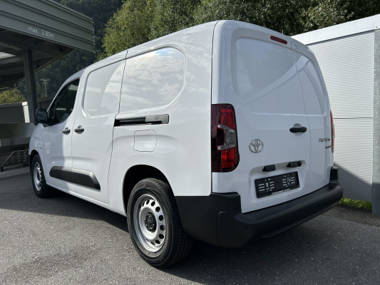 TOYOTA Proace C. Van EV Active M-image-3