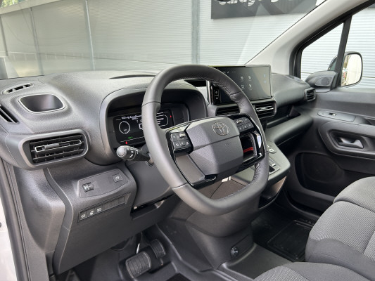 TOYOTA Proace C. Van EV Active M-image-6