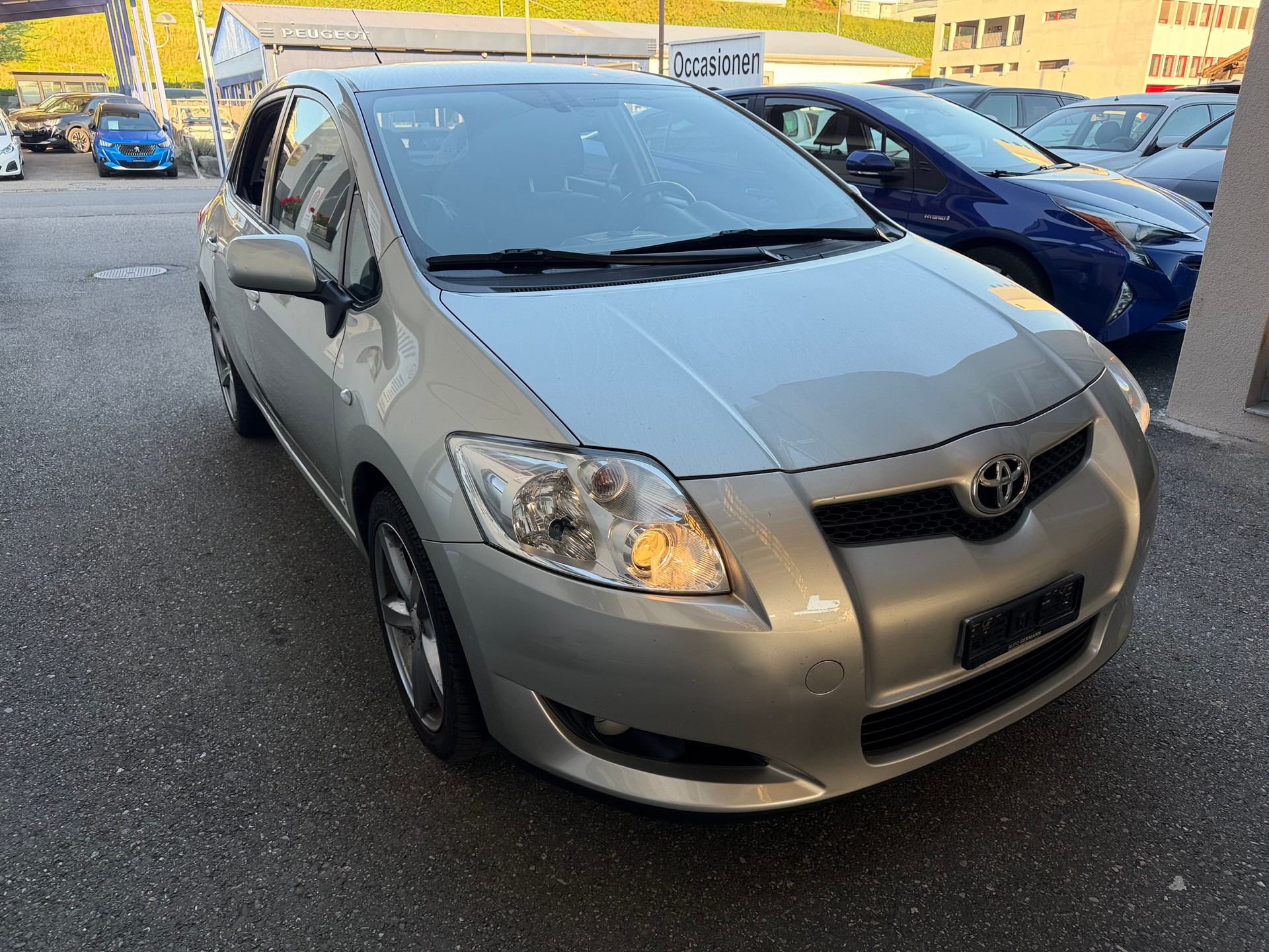 TOYOTA Auris 1.6 Linea Sol MultiMode-image-1