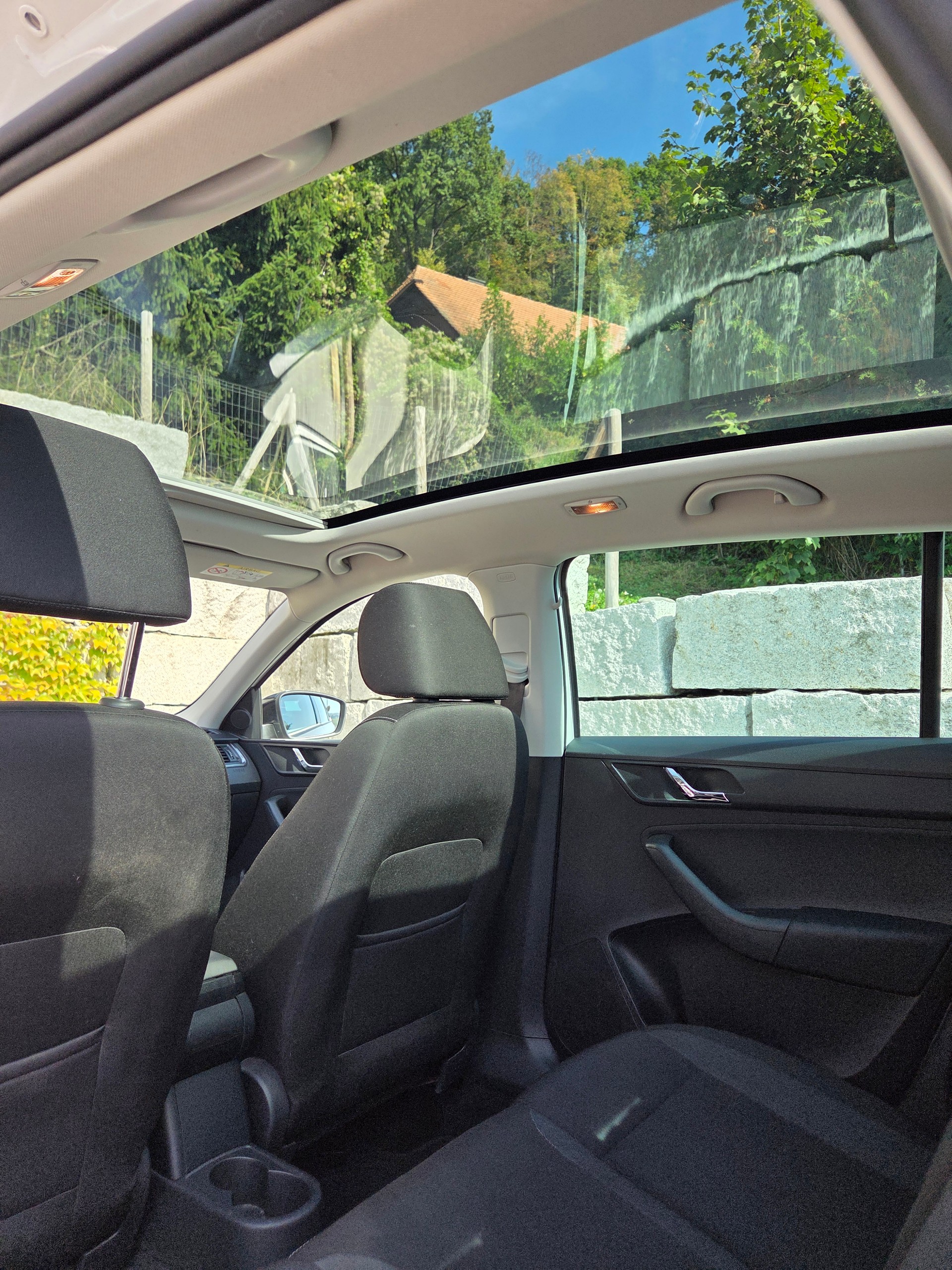 SKODA 1.4 TSI Ambition DSG-image-2
