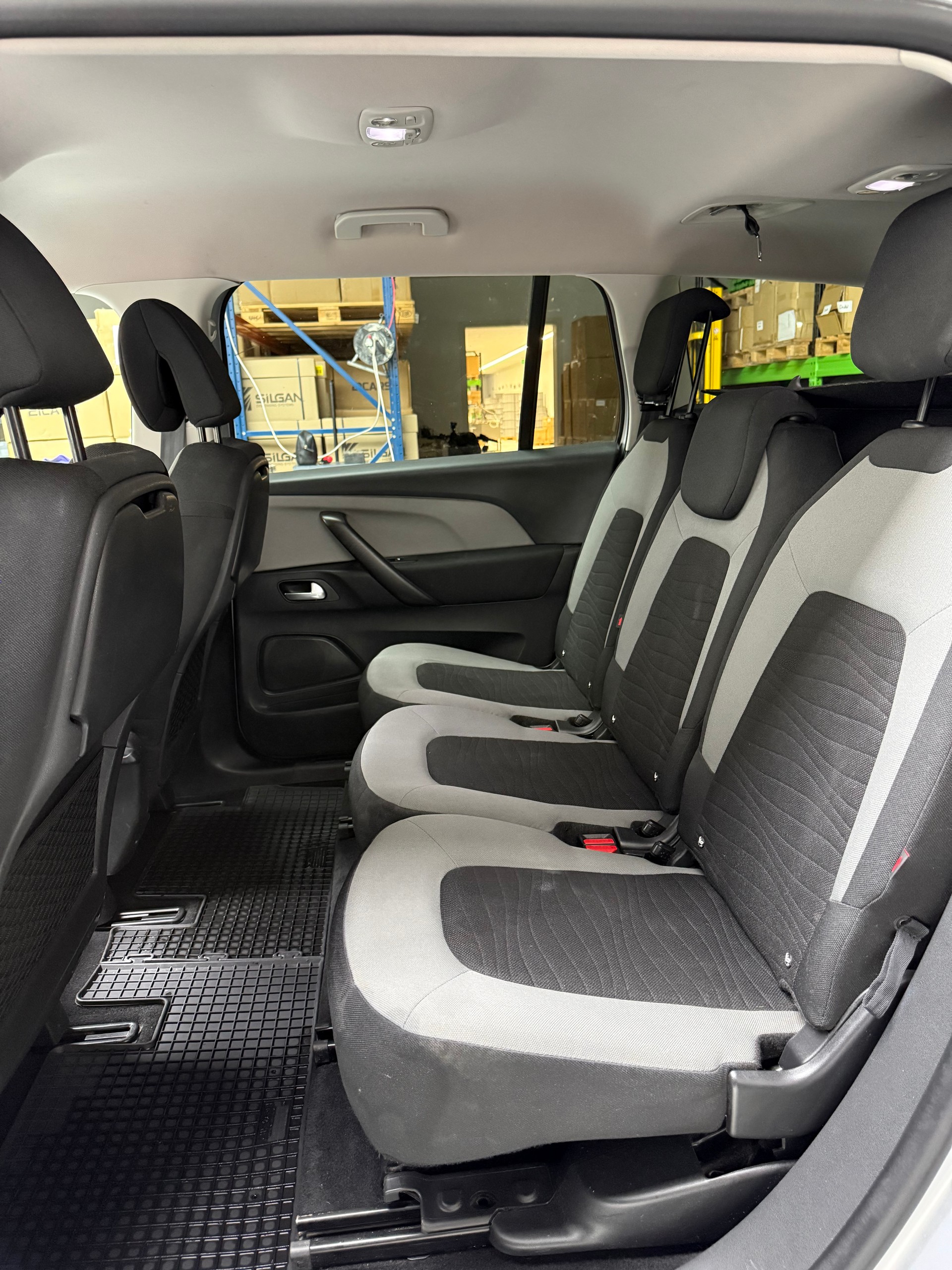 CITROEN Grand C4 Picasso 1.6i 16V e-THP Exclusive-image-11