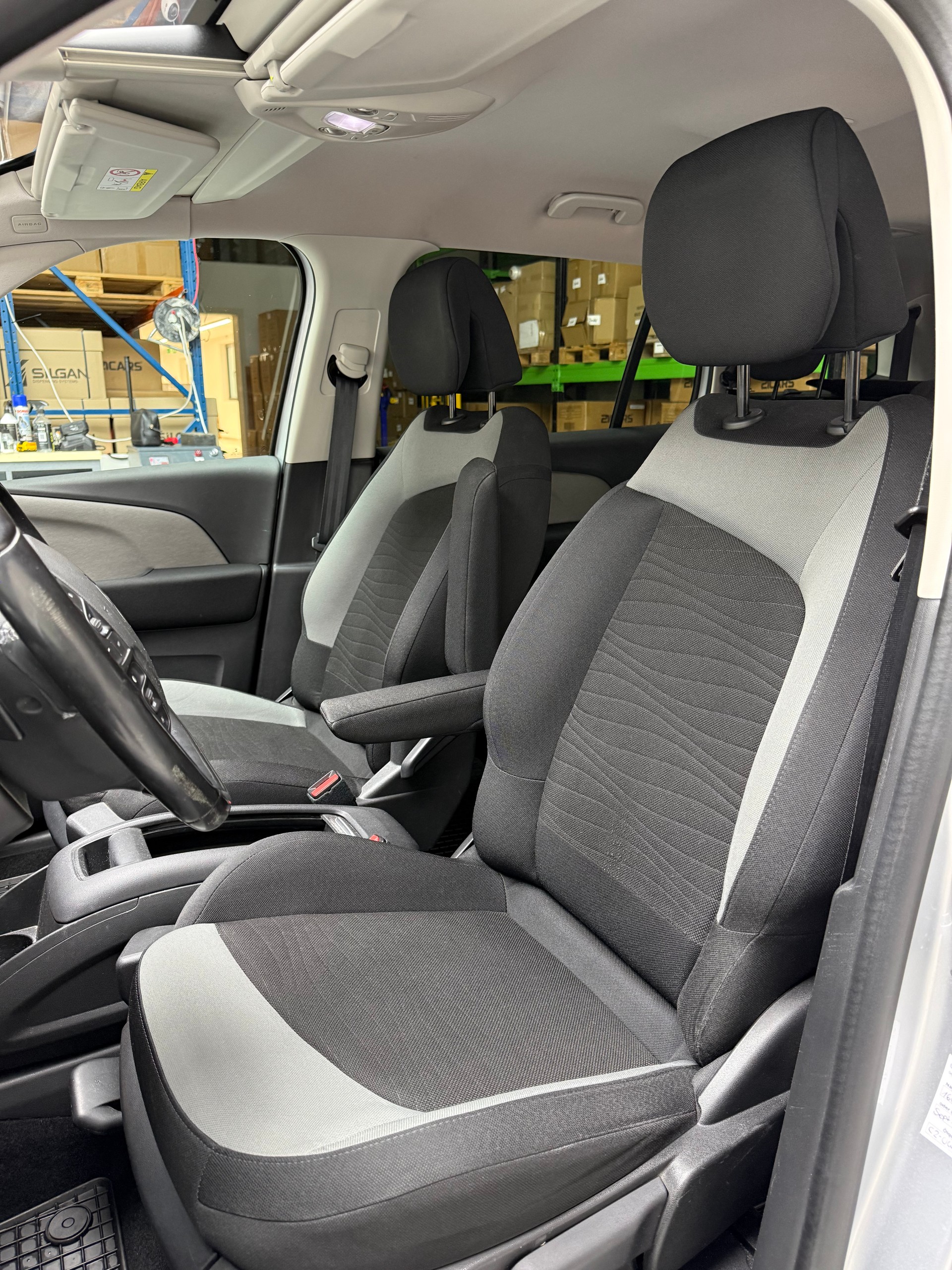 CITROEN Grand C4 Picasso 1.6i 16V e-THP Exclusive-image-9