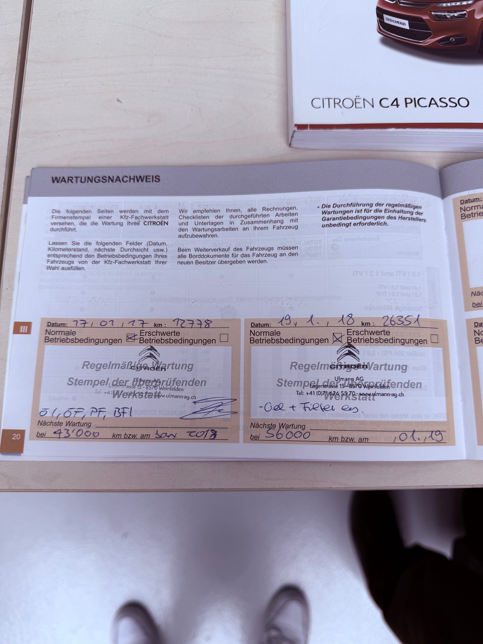 CITROEN Grand C4 Picasso 1.6i 16V e-THP Exclusive-image-16