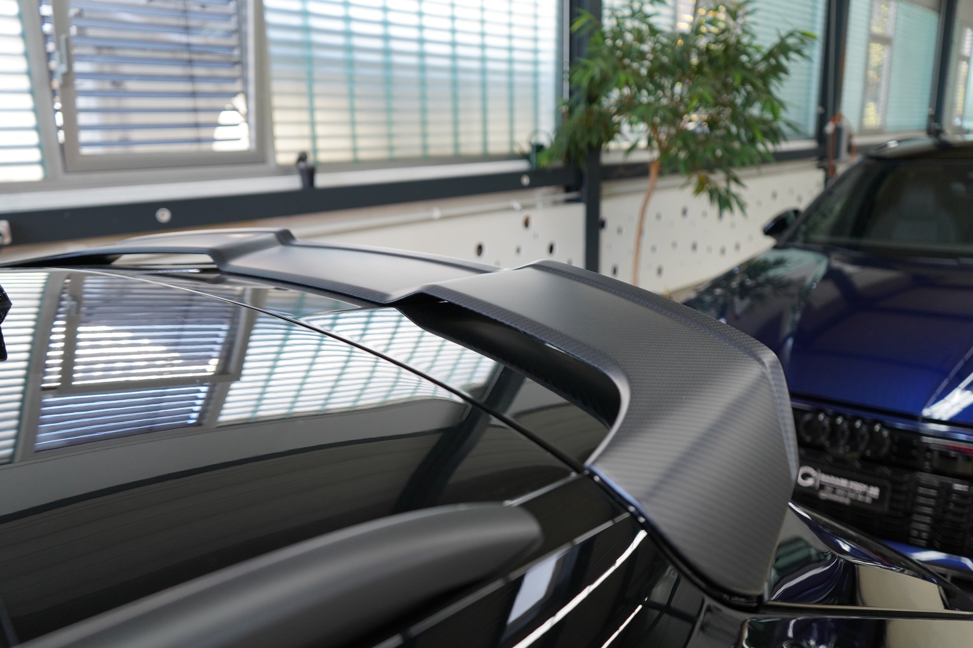 AUDI RS6 Avant 4.0 TFSI V8 quattro / Exklusiv Carbon Kit **-image-5