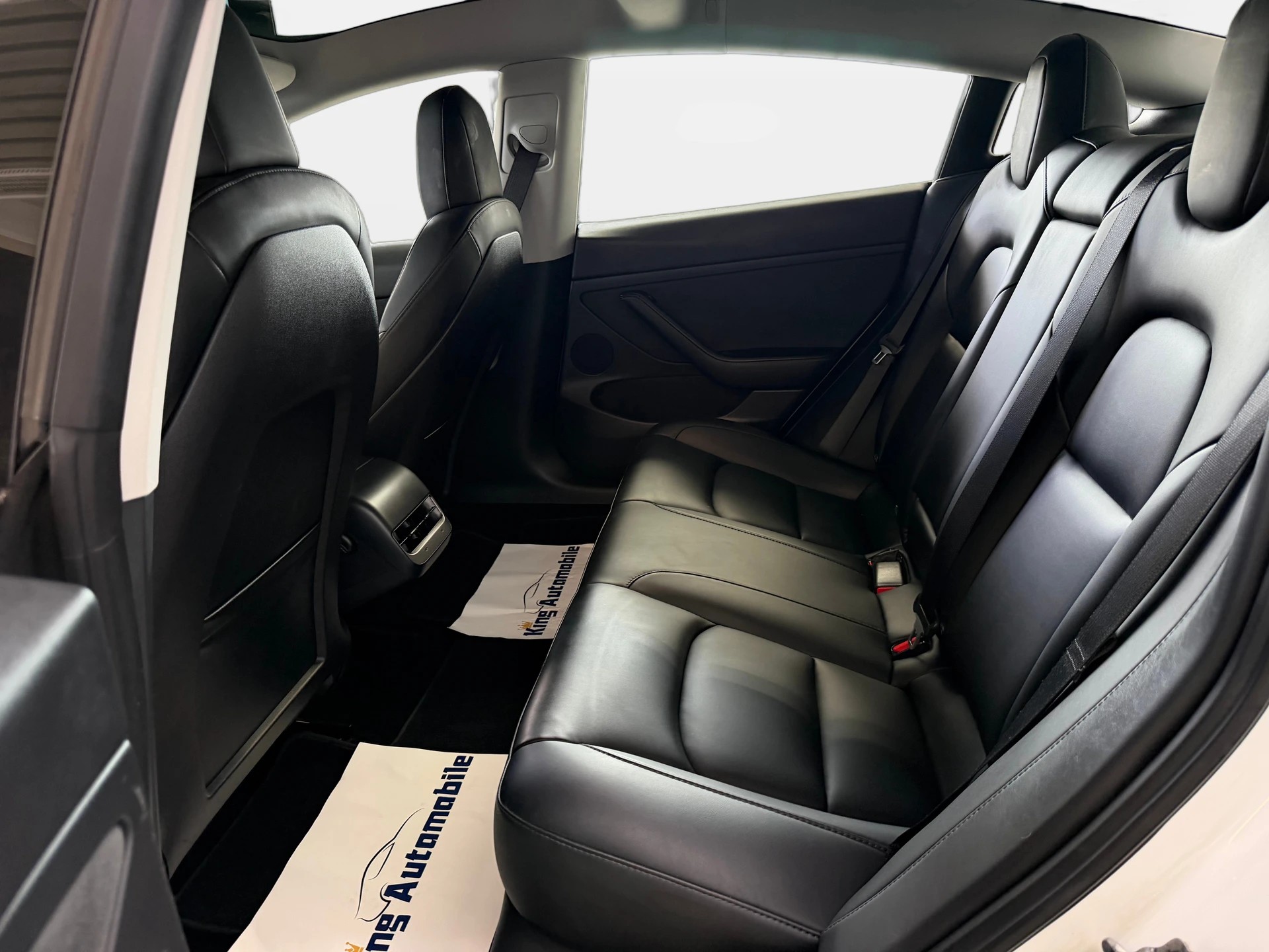 TESLA Model 3 Long Range Dual Motor AWD | Frisch MFK | FSD 3 | Wärmepumpe | inkl. Batteriezertifikat | Neue Bremsen v+h-image-12