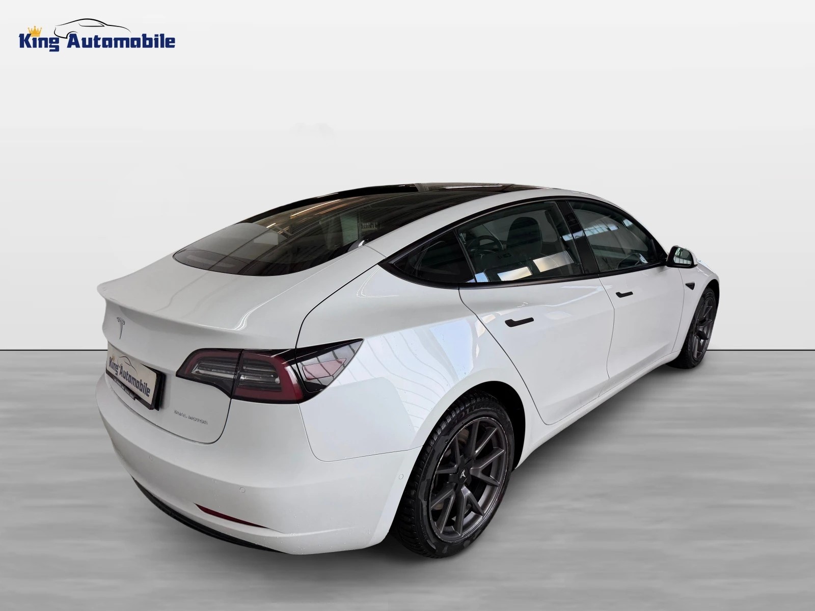 TESLA Model 3 Long Range Dual Motor AWD | Frisch MFK | FSD 3 | Wärmepumpe | inkl. Batteriezertifikat | Neue Bremsen v+h-image-4