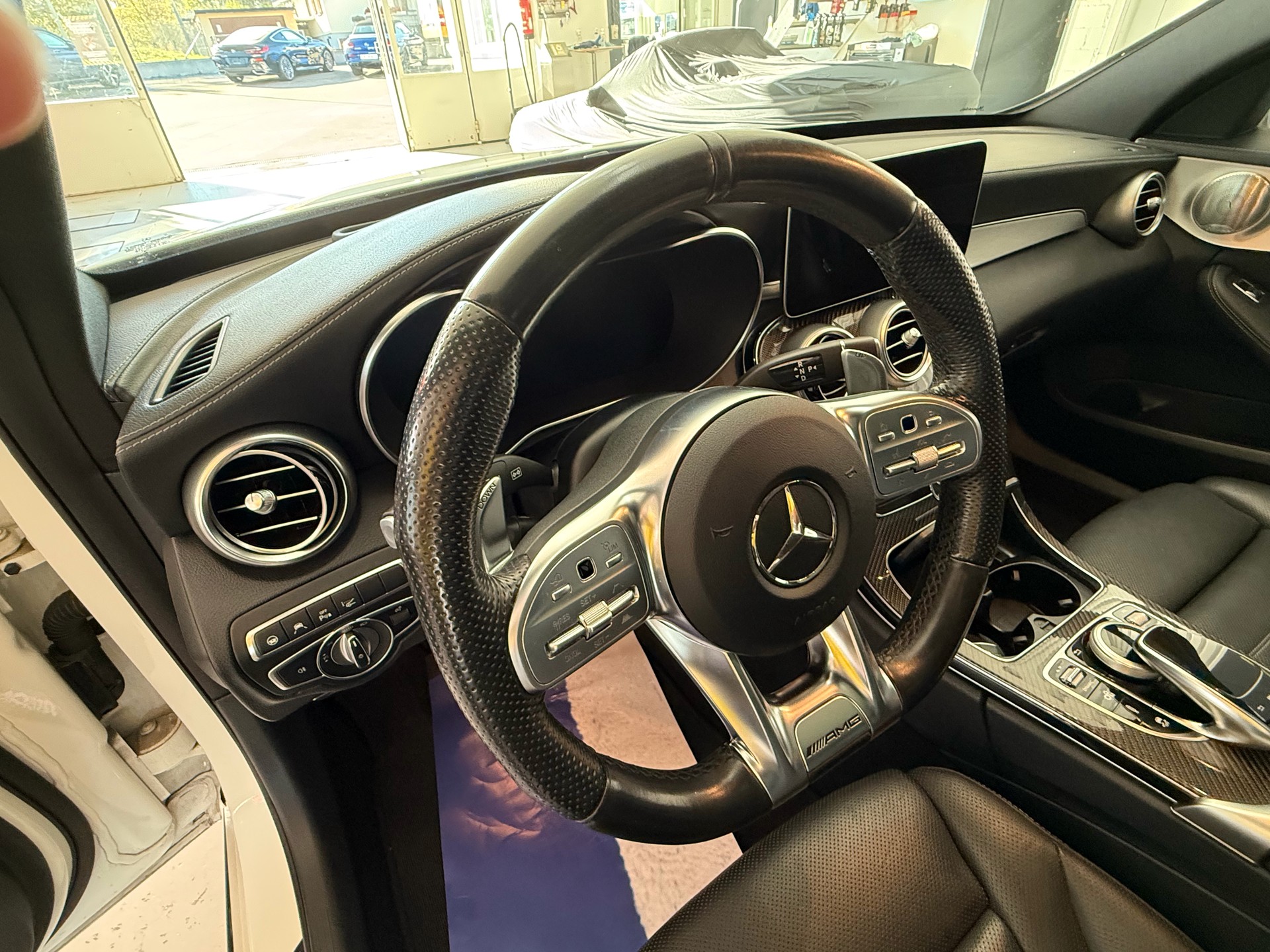 MERCEDES-BENZ C 43 AMG 4Matic-image-9