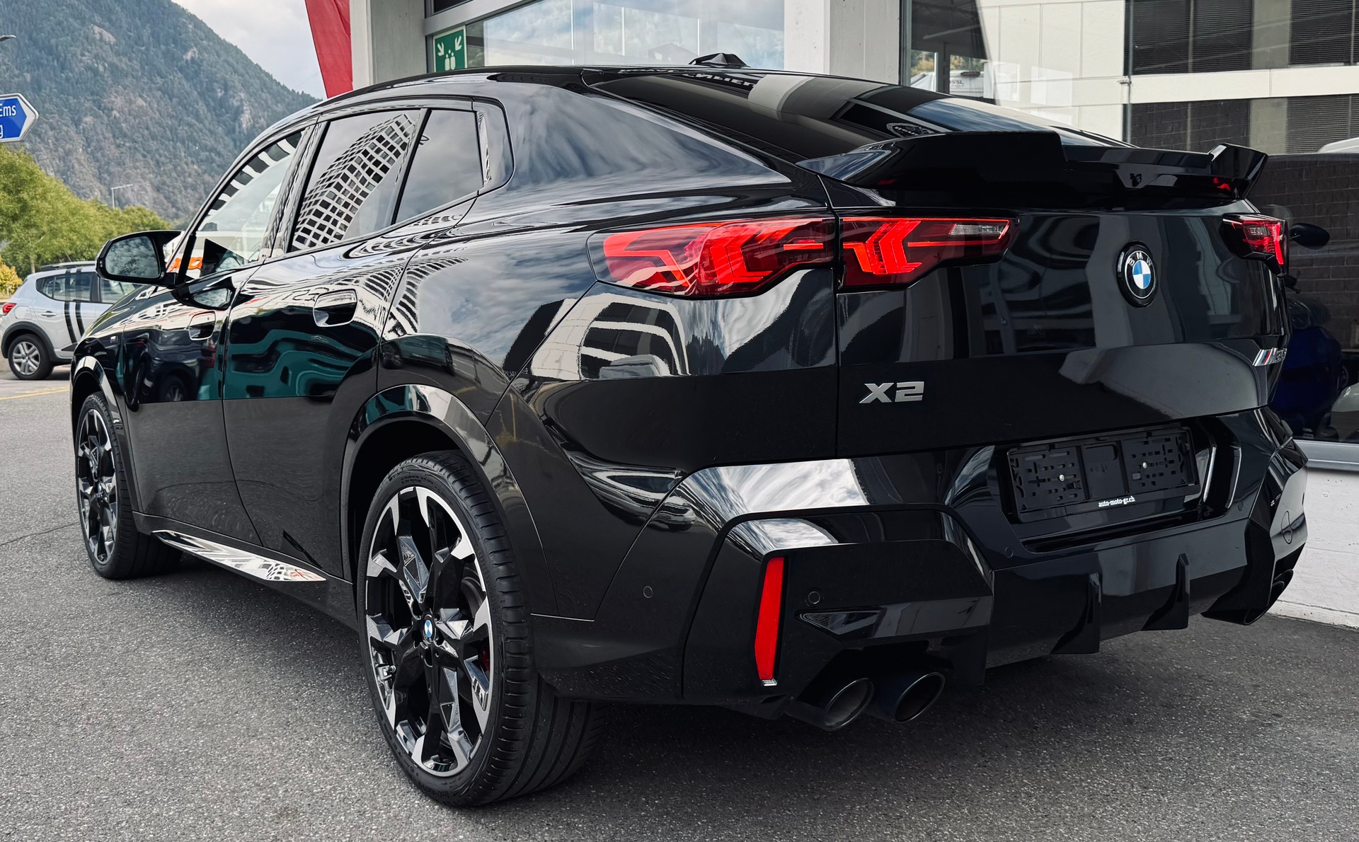 BMW X2 xDrive M35i M Sport Pro-image-3