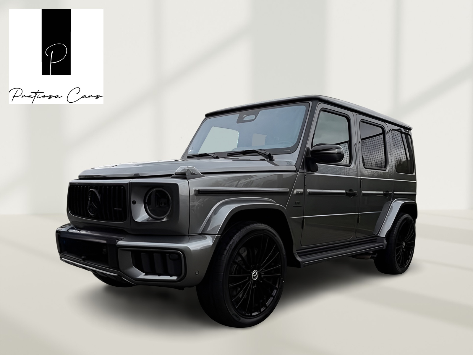 MERCEDES-BENZ G 63 AMG 9G-Tronic-showroom-element-1