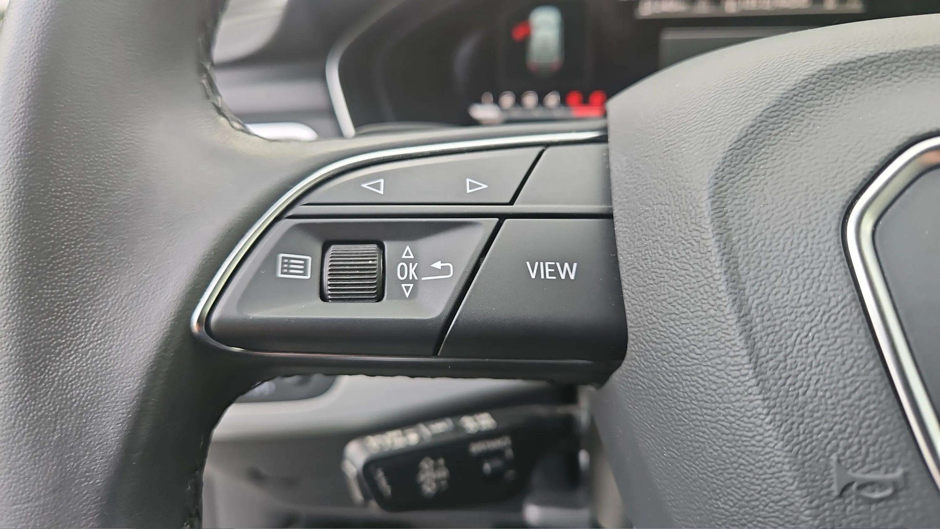 AUDI A4 Avant 40 TDI S line quattro S-tronic mit AHK-Vorbereitung & 5J Werksgarantie oder bis 100000km-image-29