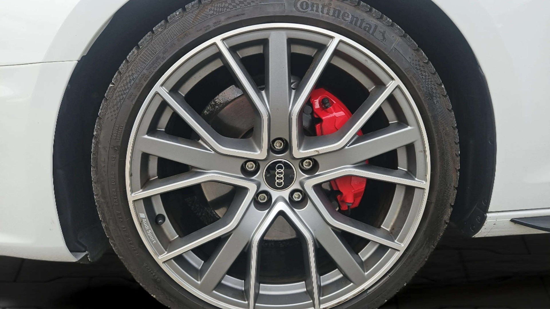 AUDI A4 Avant 40 TDI S line quattro S-tronic mit AHK-Vorbereitung & 5J Werksgarantie oder bis 100000km-image-31