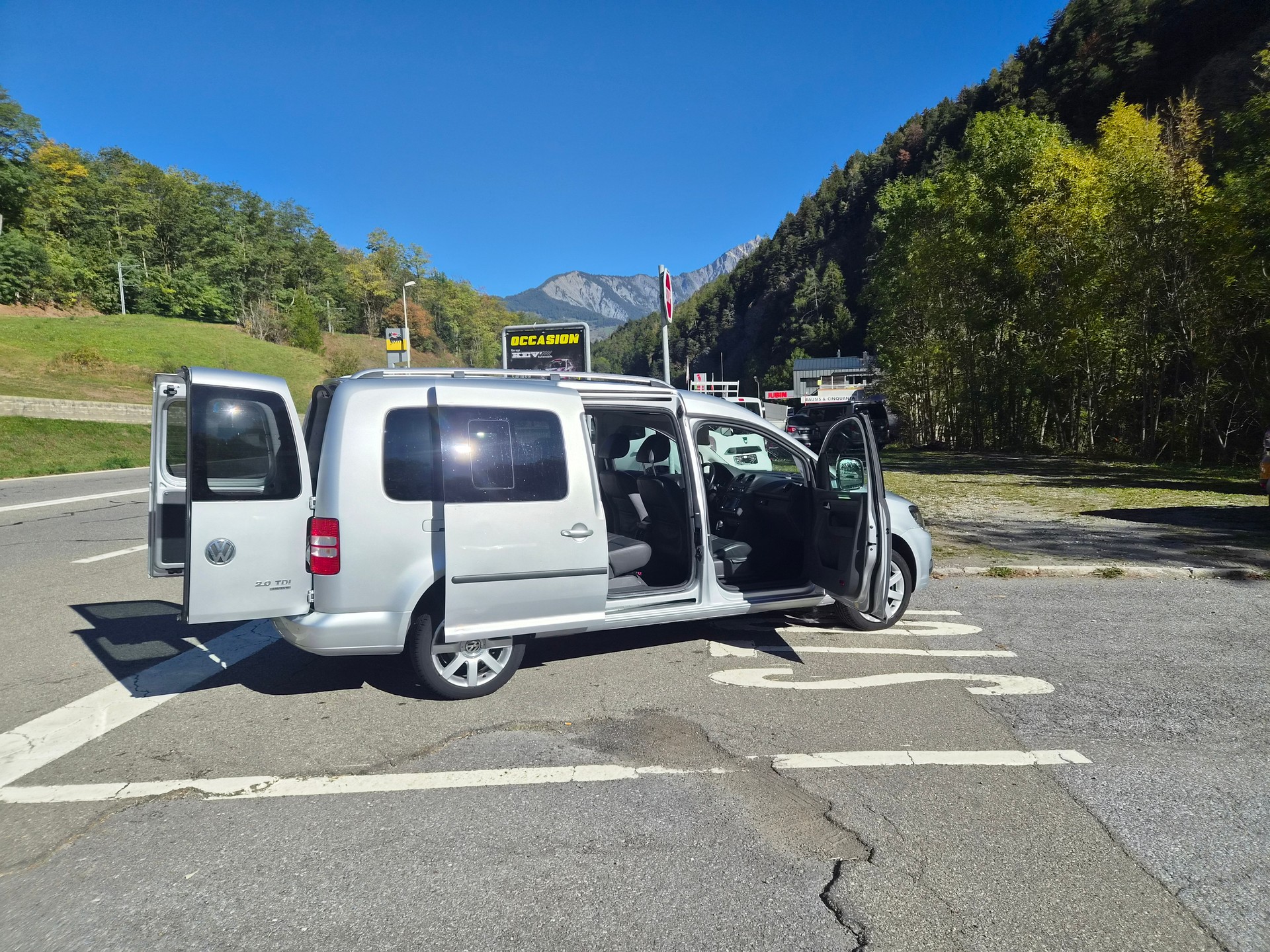 VW CaddyMaxi 2.0TDI 4Motion Highline DSG-image-5