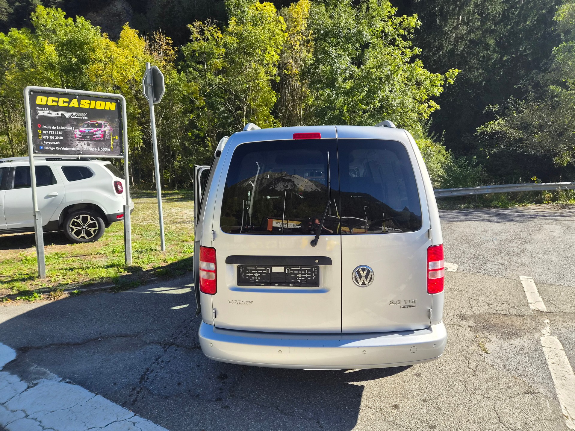 VW CaddyMaxi 2.0TDI 4Motion Highline DSG-image-3