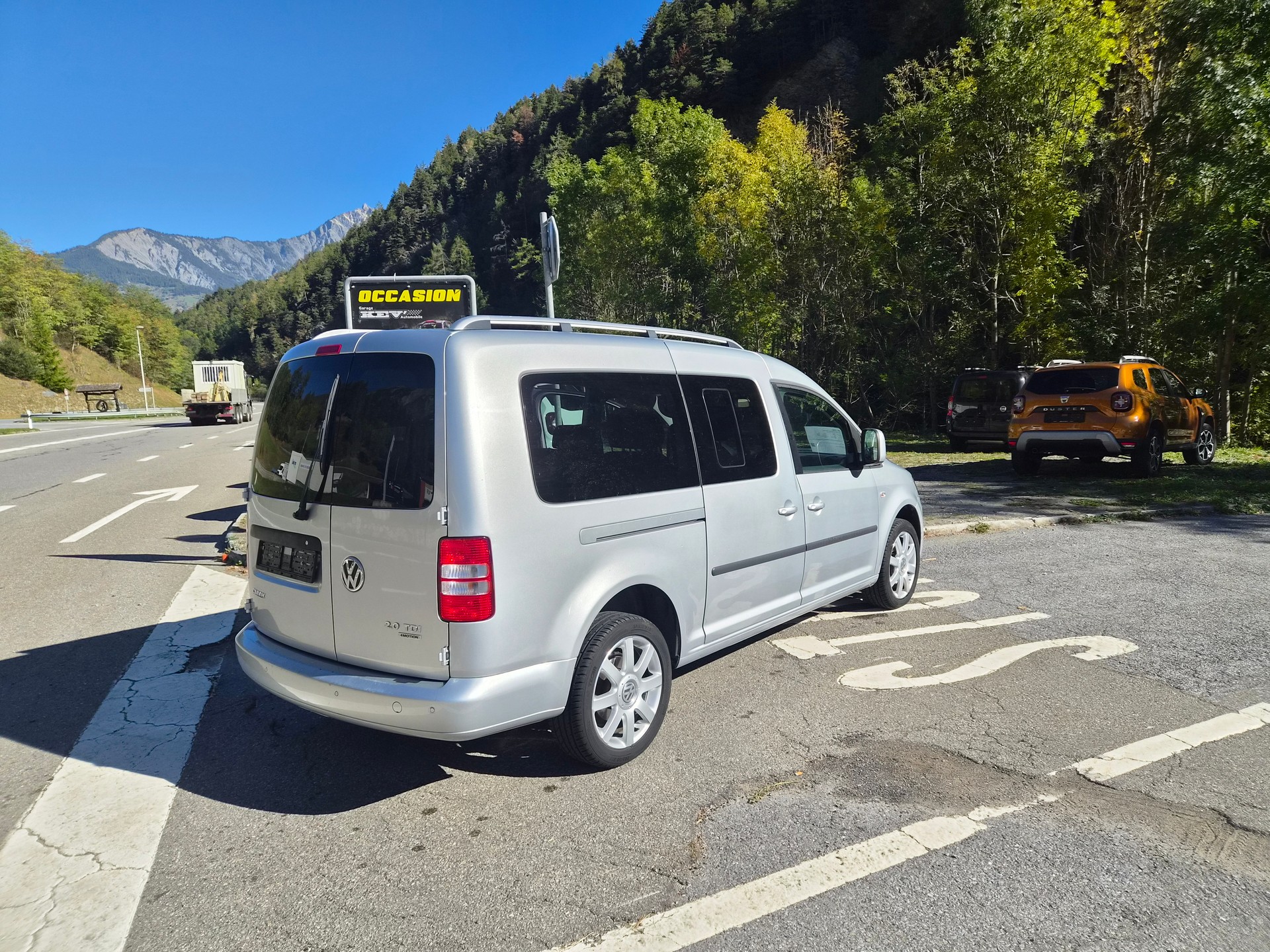VW CaddyMaxi 2.0TDI 4Motion Highline DSG-image-4